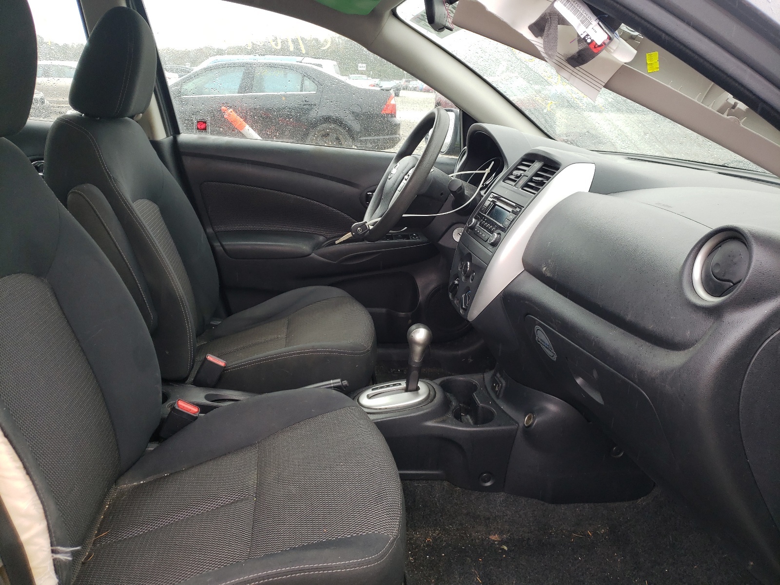 Photo 5 from auction – 2017 NISSAN VERSA with VIN 3N1CN7APXHL813009