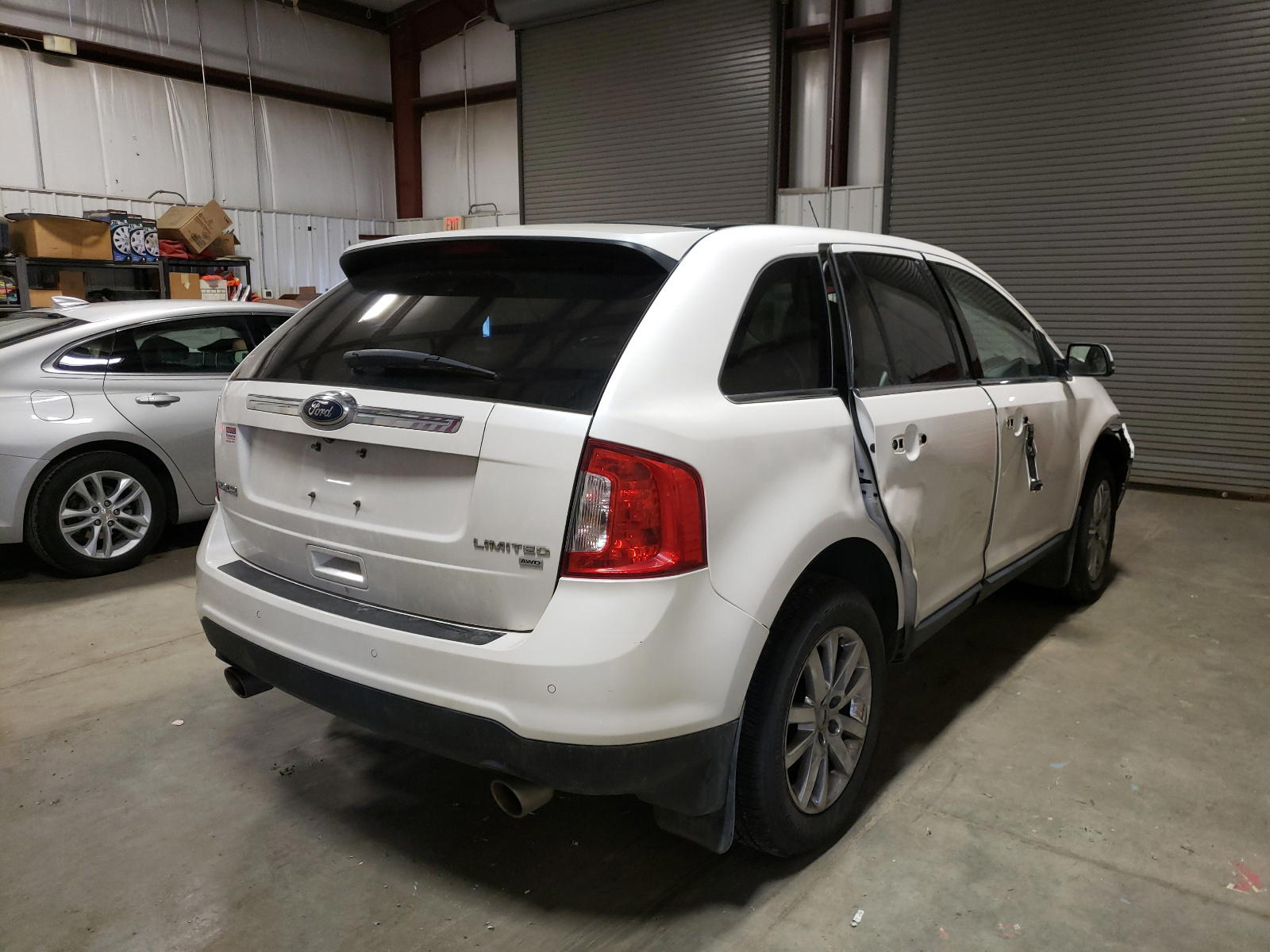 Photo 4 from auction – 2014 FORD EDGE LIMIT with VIN 2FMDK4KC3EBA96878