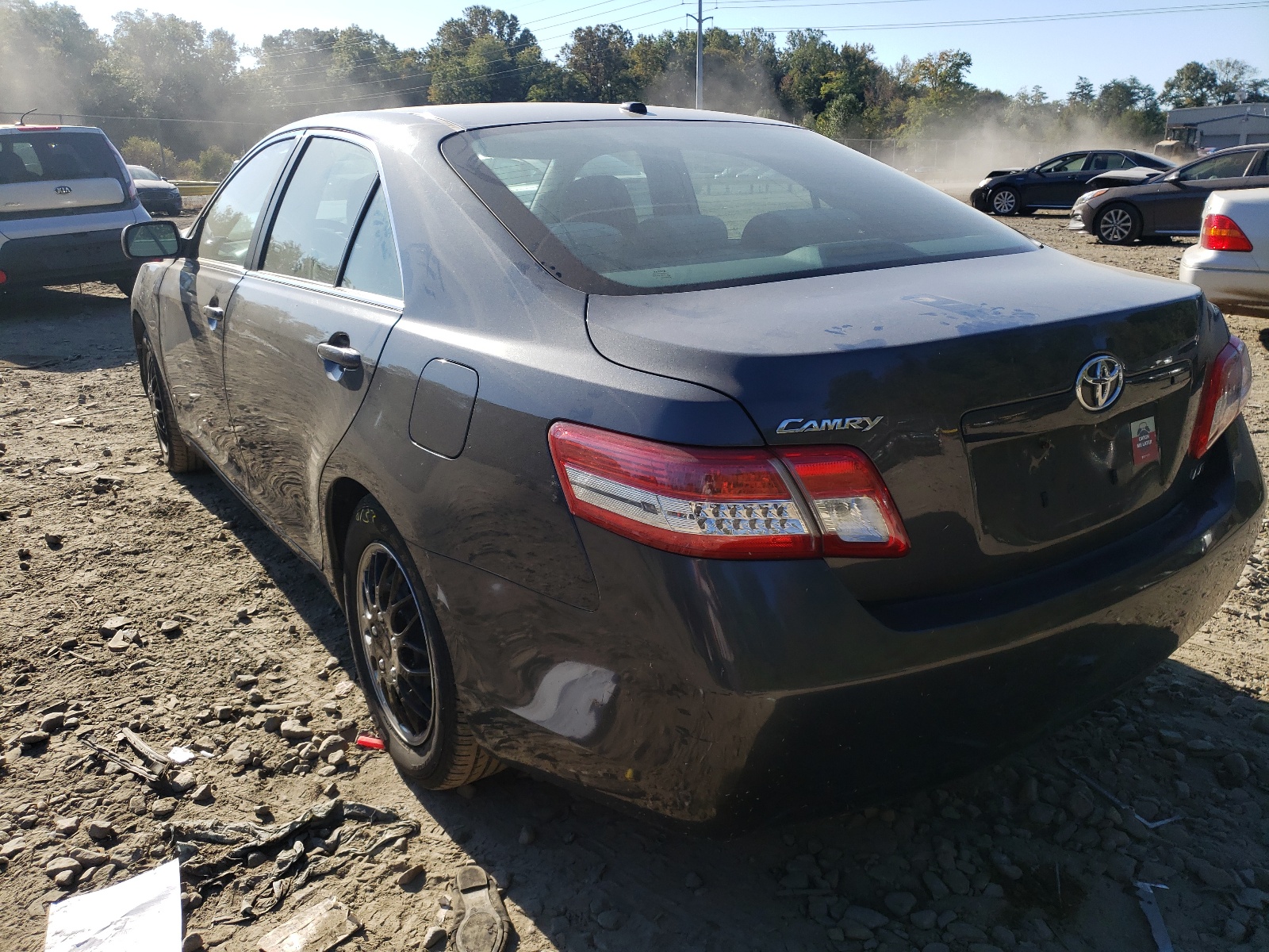 Photo 3 from auction – 2010 TOYOTA CAMRY BASE with VIN 4T1BF3EK1AU009170