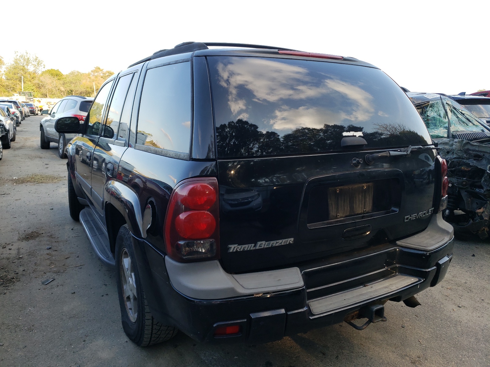 Photo 3 from auction – 2004 CHEVROLET TRAILBLAZE with VIN 1GNDT13S042385069