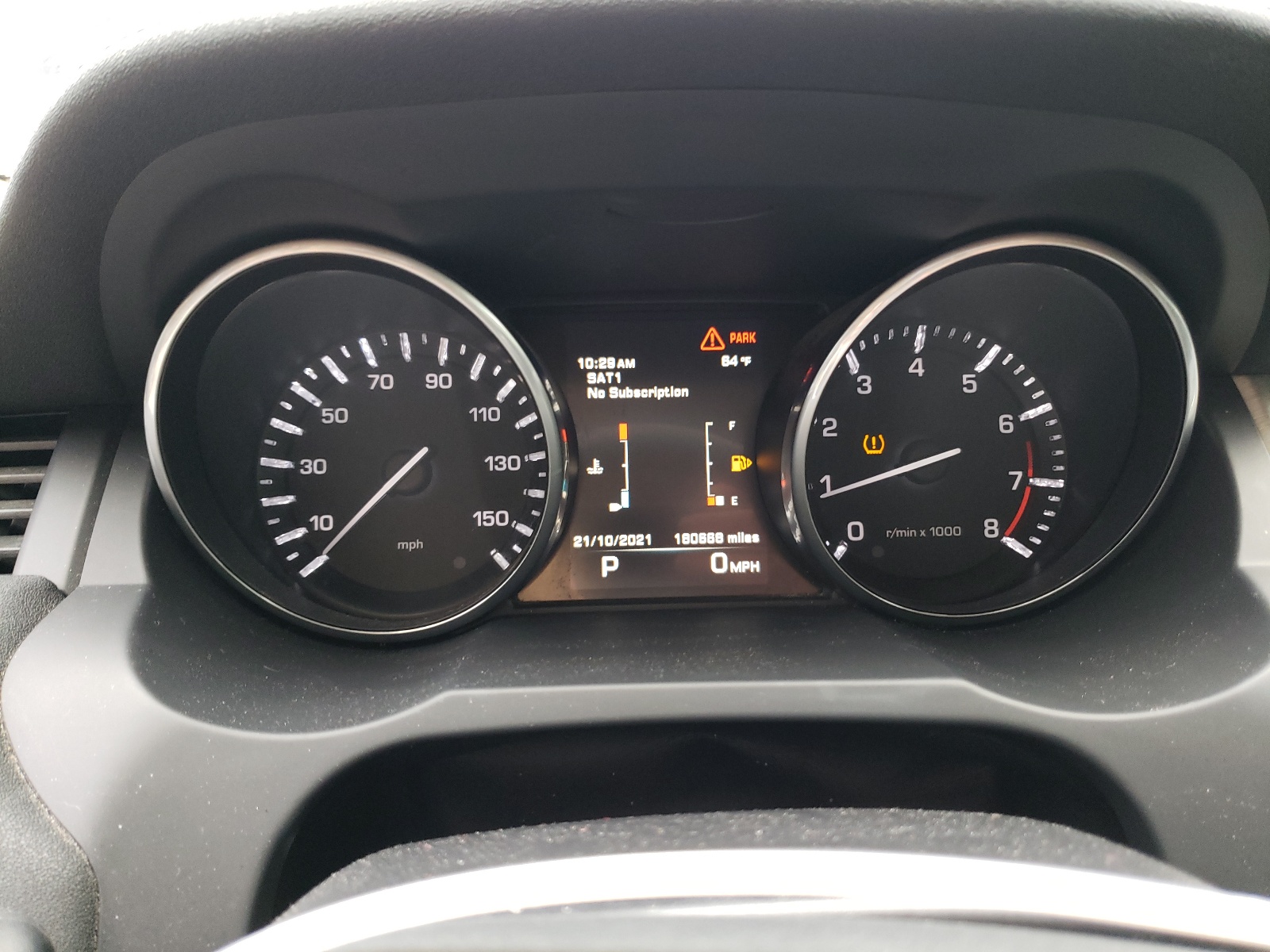Photo 8 from auction – 2015 LAND ROVER RANGE ROVE with VIN SALVP2BG0FH958467