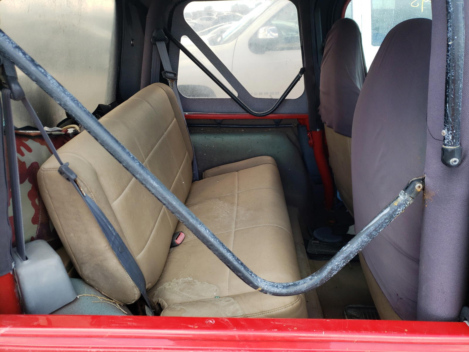 Photo 6 from auction – 2001 JEEP WRANGLER / with VIN 1J4FA49SX1P343792