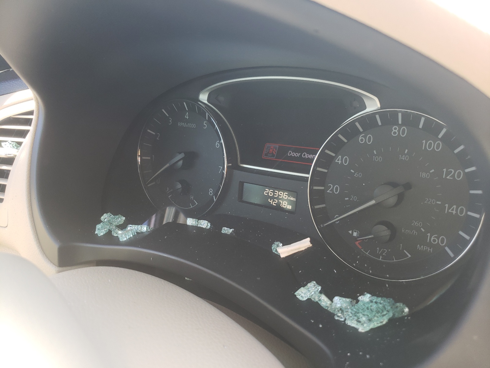 صورة رقم 8 من المزاد - 2015 NISSAN ALTIMA 2.5 مع VIN 1N4AL3AP1FC419352