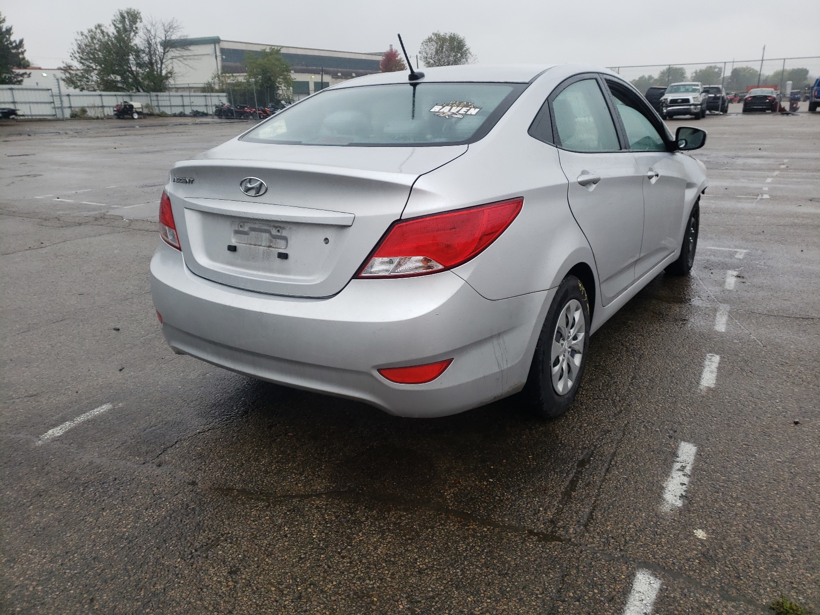 Photo 4 from auction – 2017 HYUNDAI ACCENT SE with VIN KMHCT4AE5HU333221