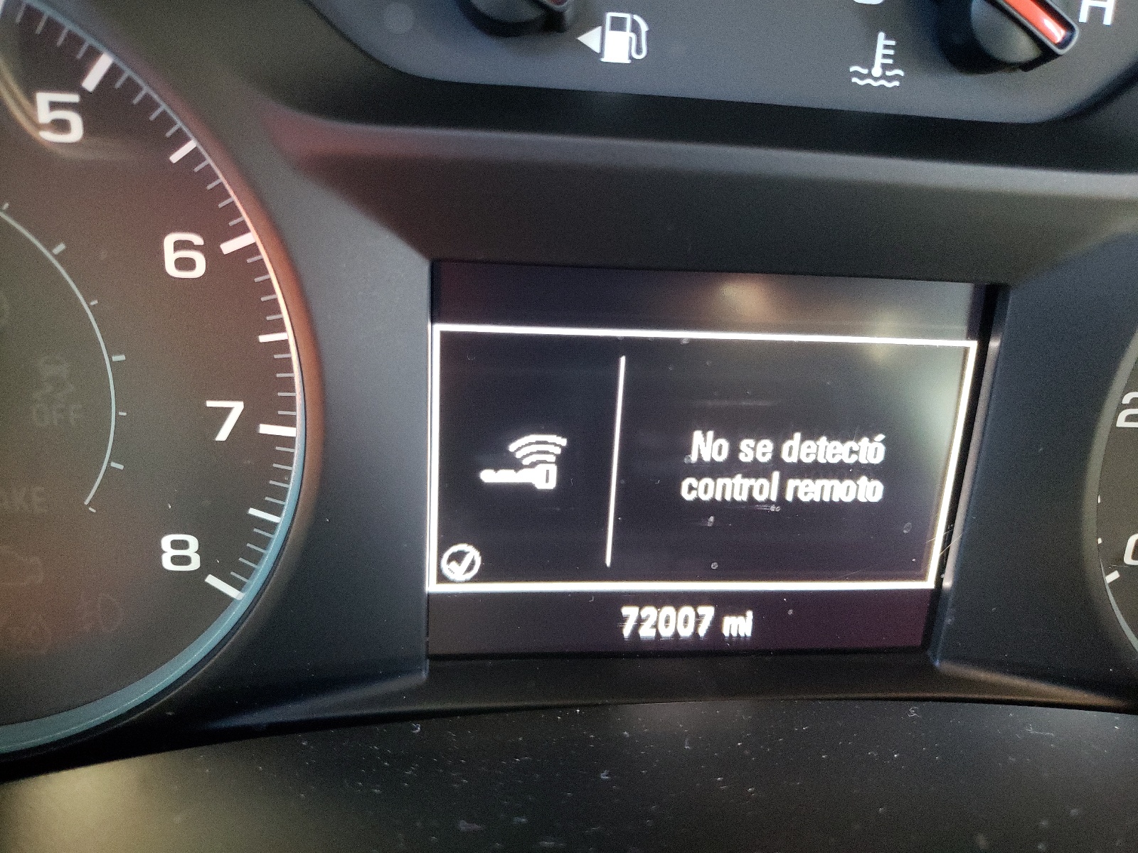 Photo 8 from auction – 2018 CHEVROLET EQUINOX LT with VIN 3GNAXJEV1JL163858