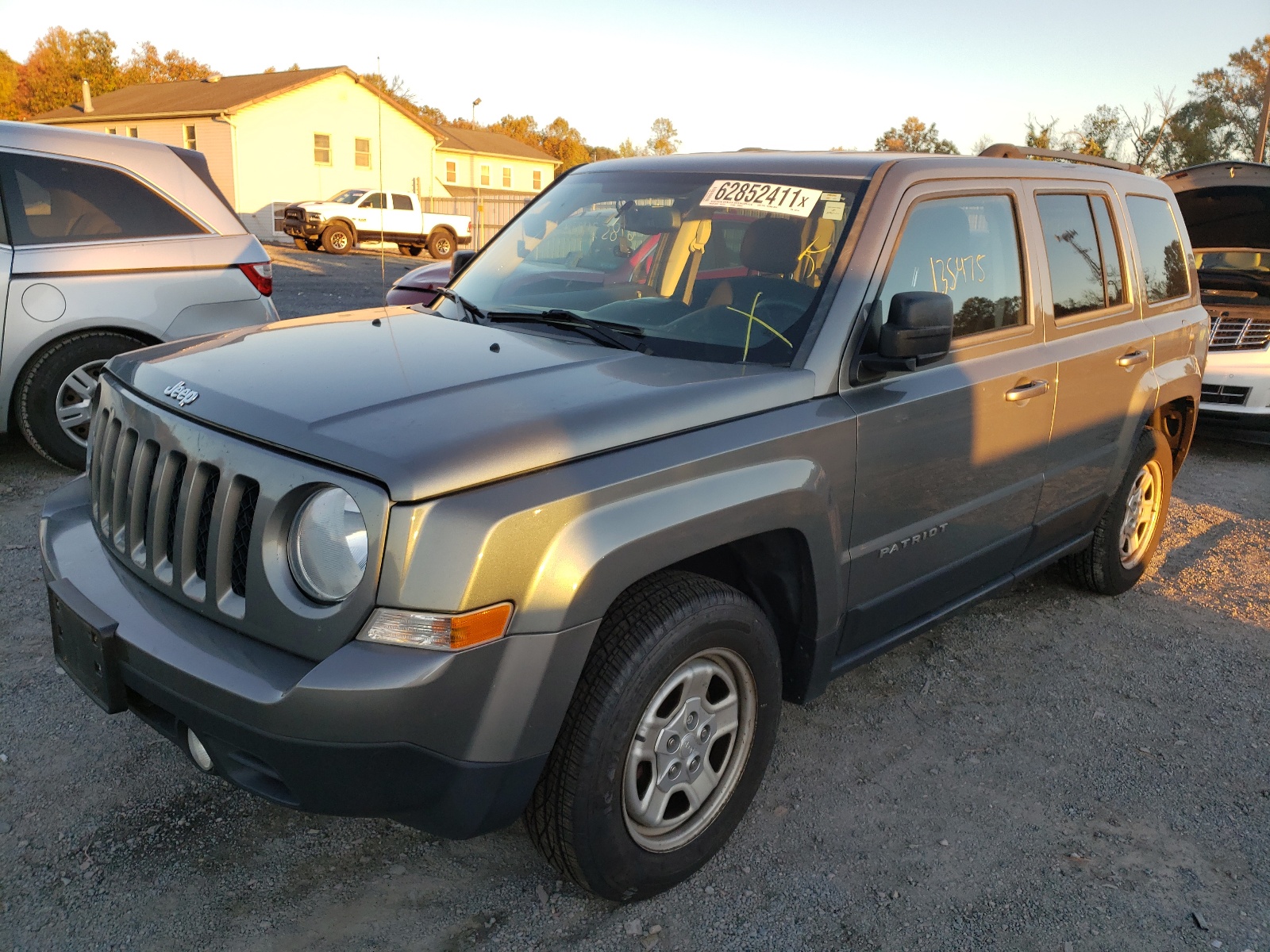 Photo 2 from auction – 2014 JEEP PATRIOT SP with VIN 1C4NJPBA2ED630748