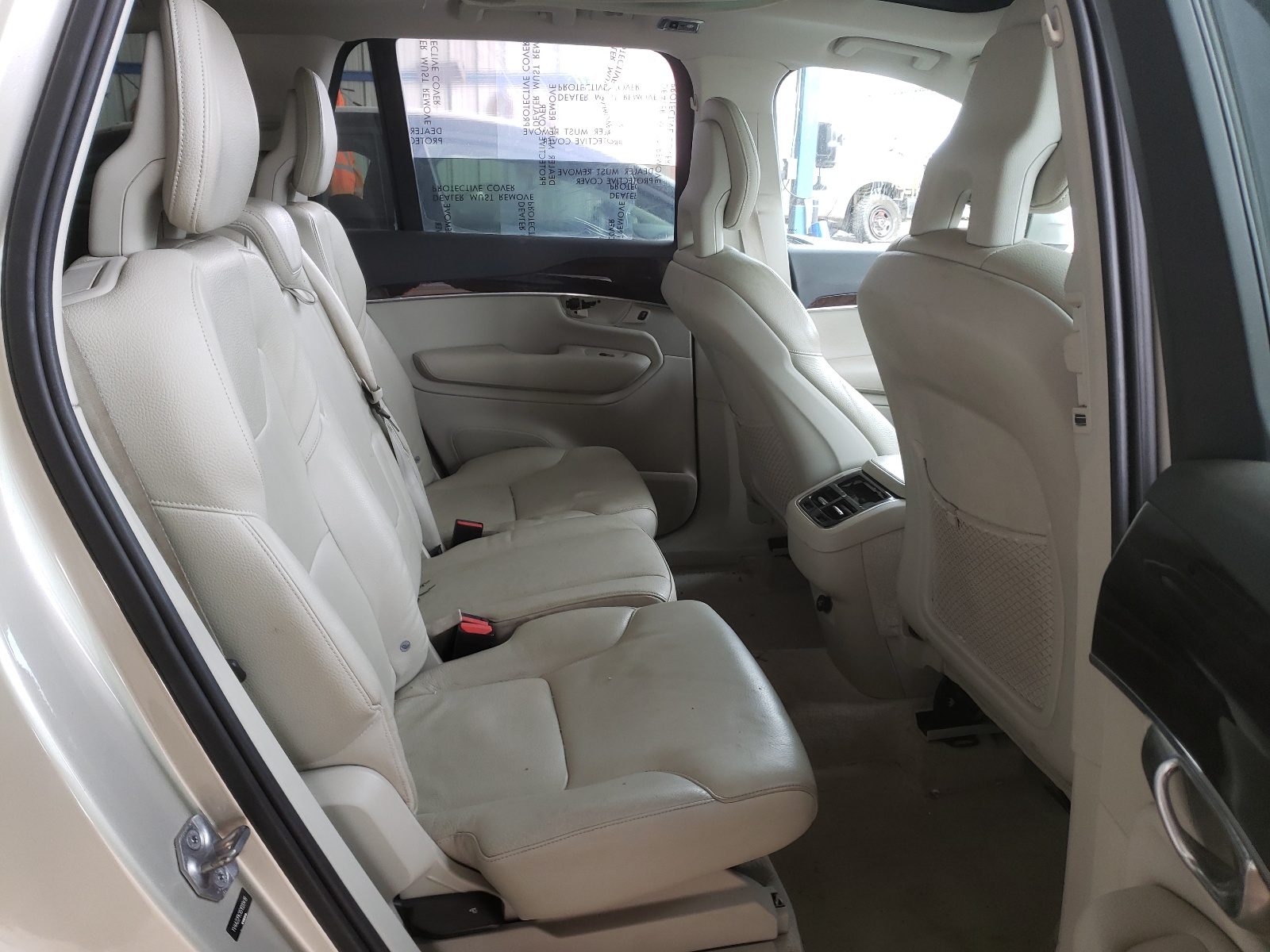 Photo 6 from auction – 2016 VOLVO XC90 T6 with VIN YV4A22PKXG1020419