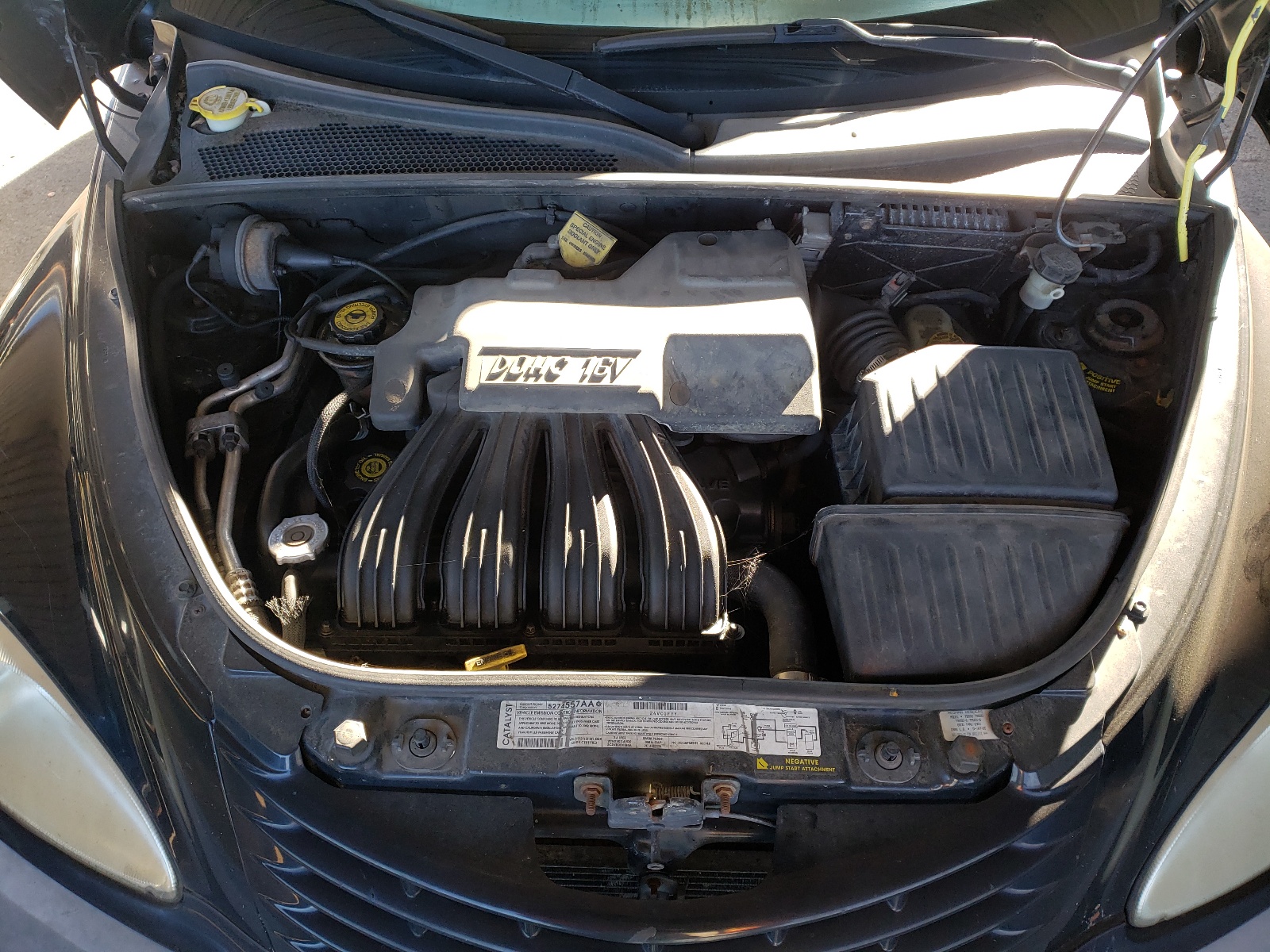 Photo 7 from auction – 2002 CHRYSLER PT CRUISER with VIN 3C8FY68B12T240514
