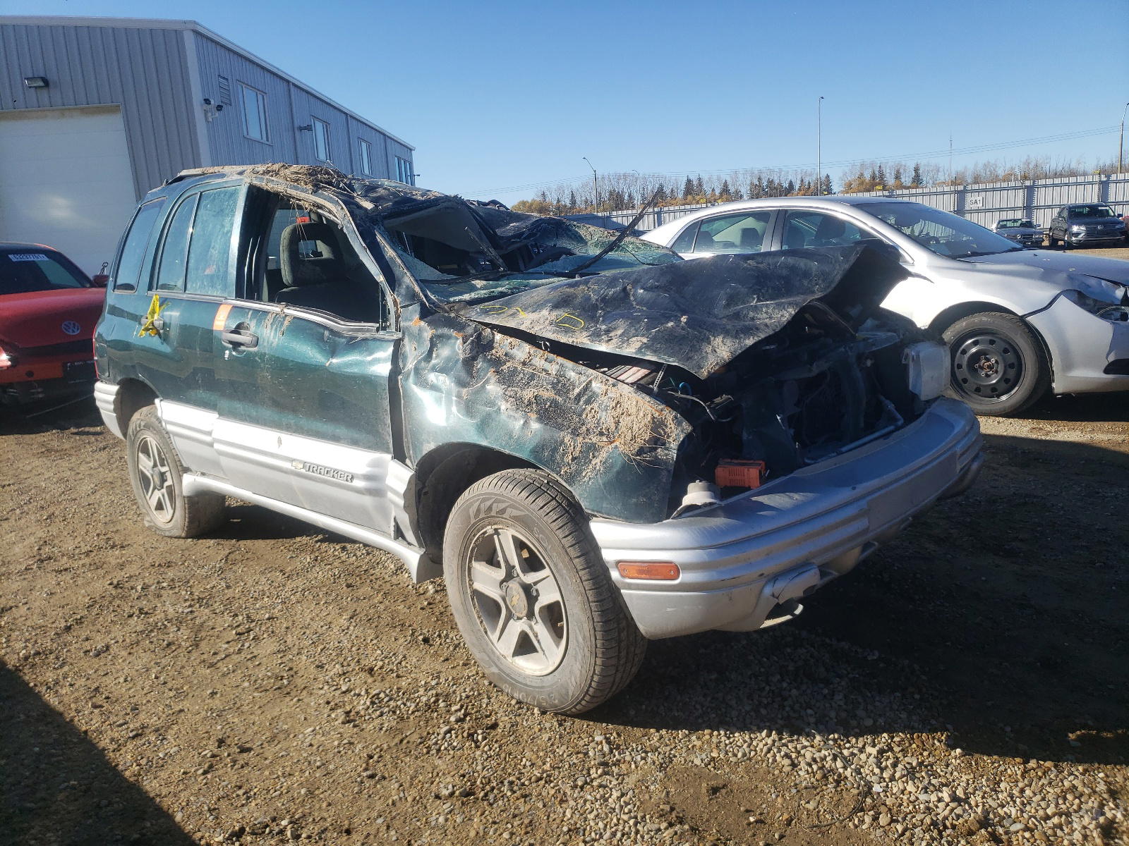 CHEVROLET TRACKER 2002 with VIN 2CNBJ13C826930879 - Photo from auction