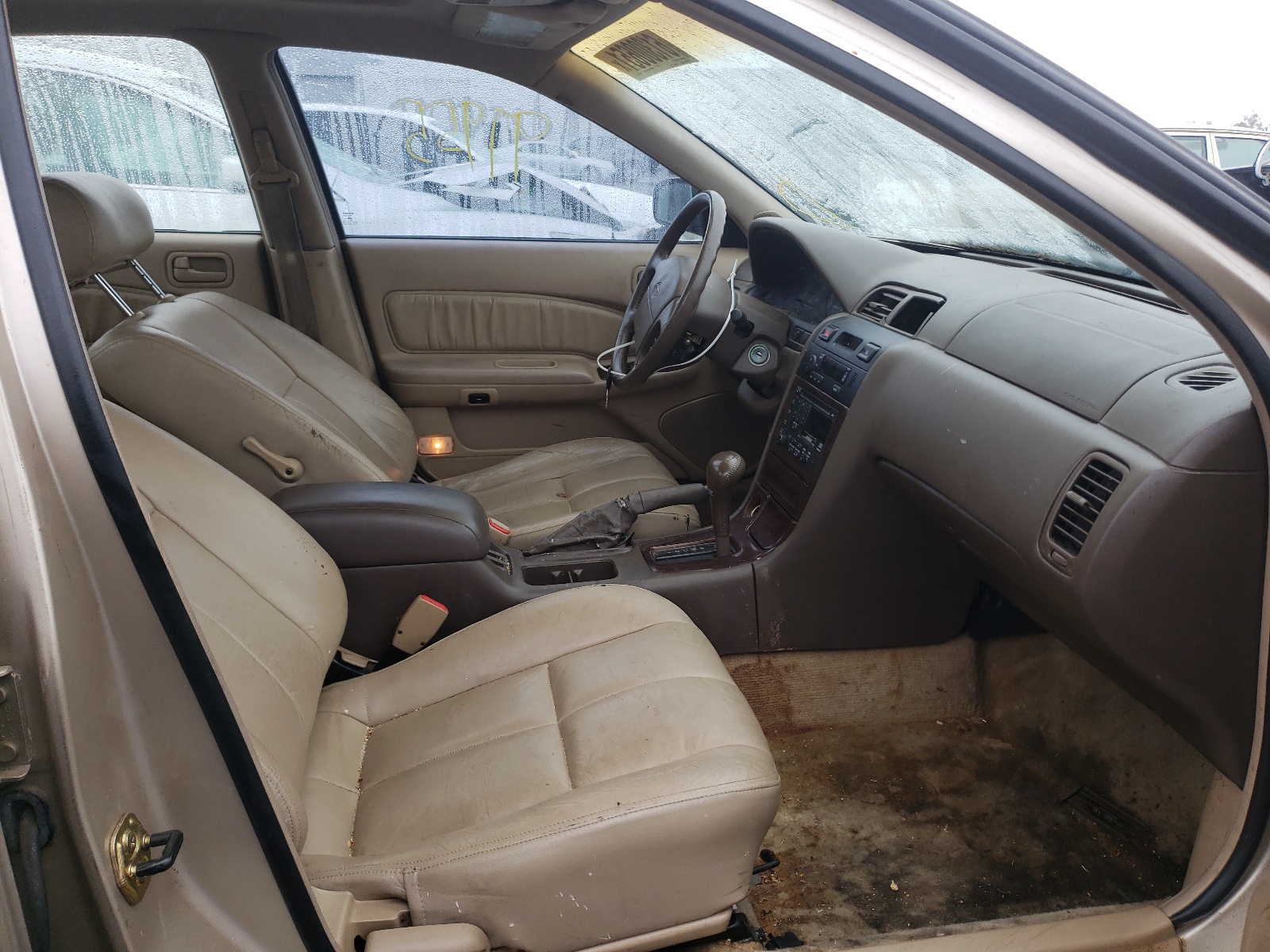 Photo 5 from auction – 1995 NISSAN MAXIMA GLE with VIN JN1CA21D1ST657112
