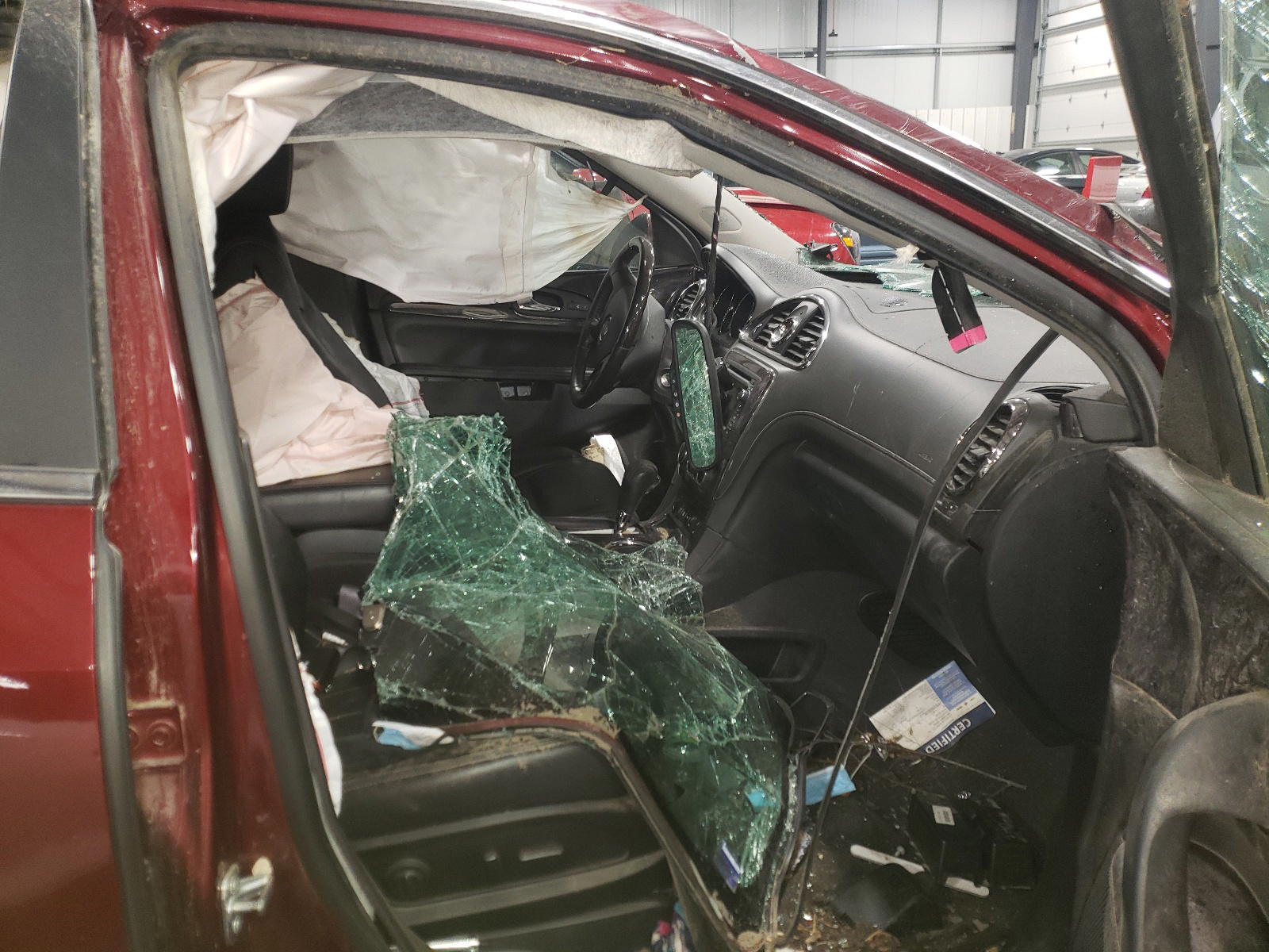 Photo 5 from auction – 2017 BUICK ENCLAVE with VIN 5GAKVCKD0HJ172760