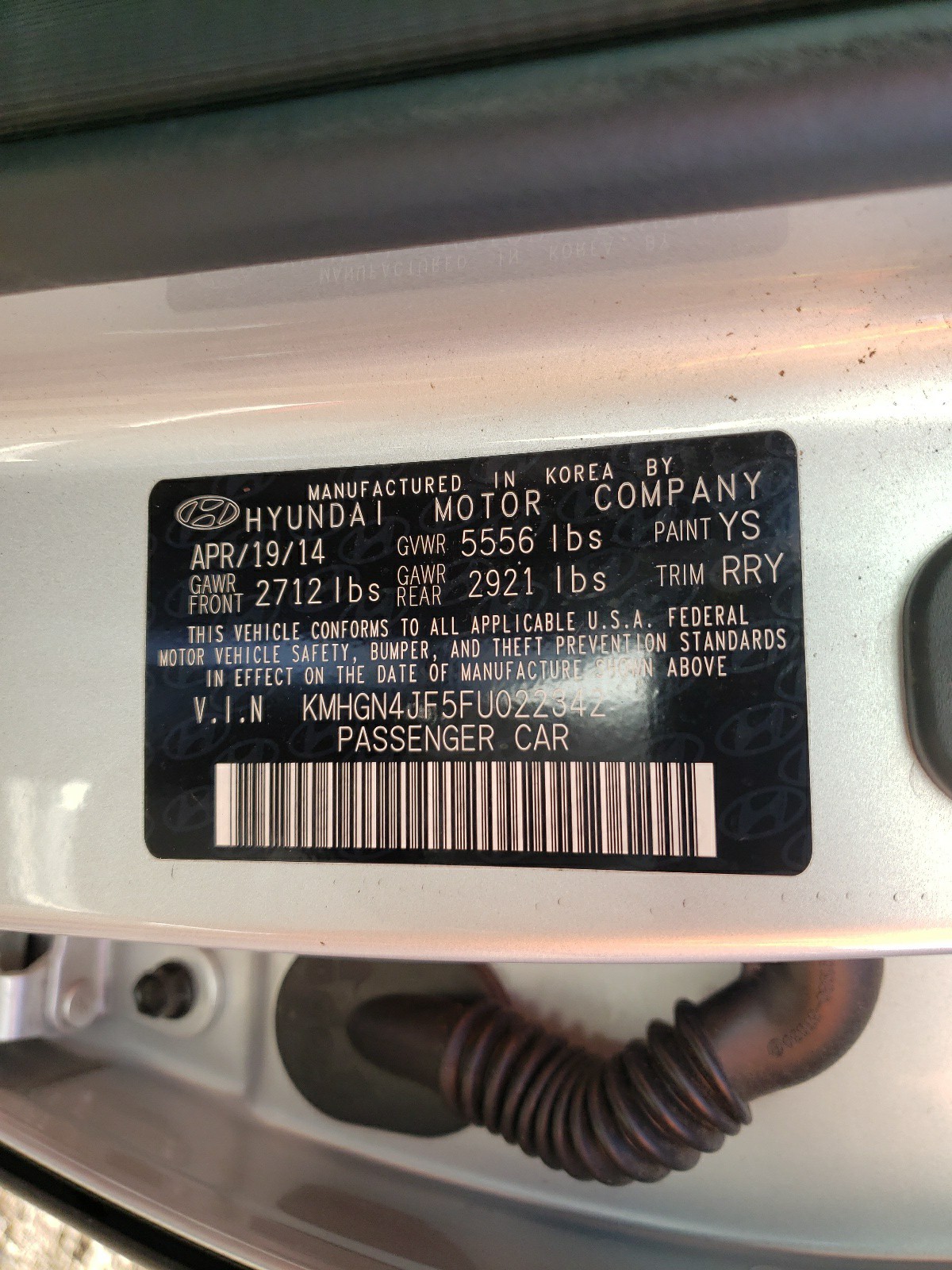 Photo 10 from auction – 2015 HYUNDAI GENESIS 5. with VIN KMHGN4JF5FU022342