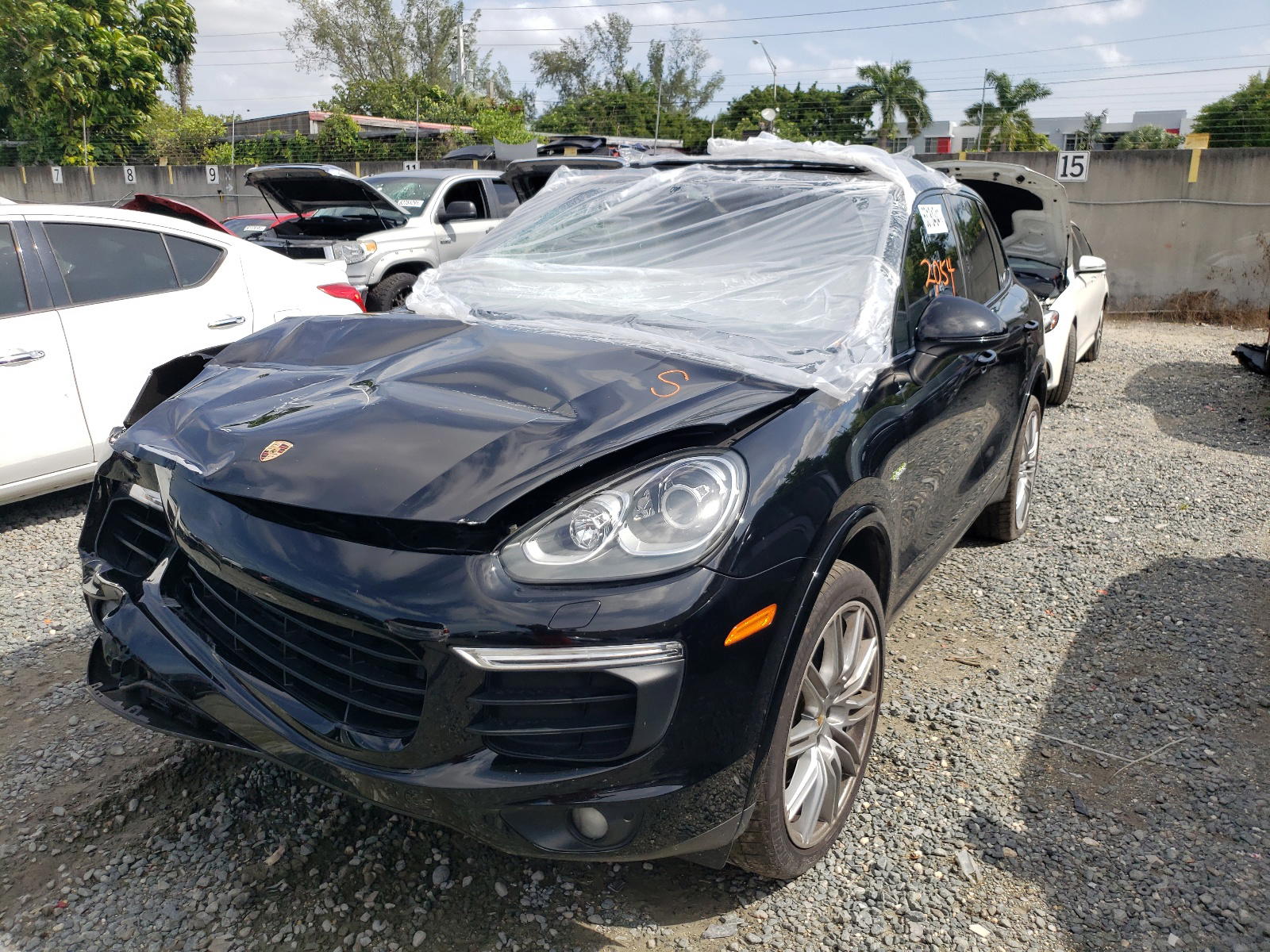 Photo 2 from auction – 2018 PORSCHE CAYENNE SE with VIN WP1AE2A2XJLA72470
