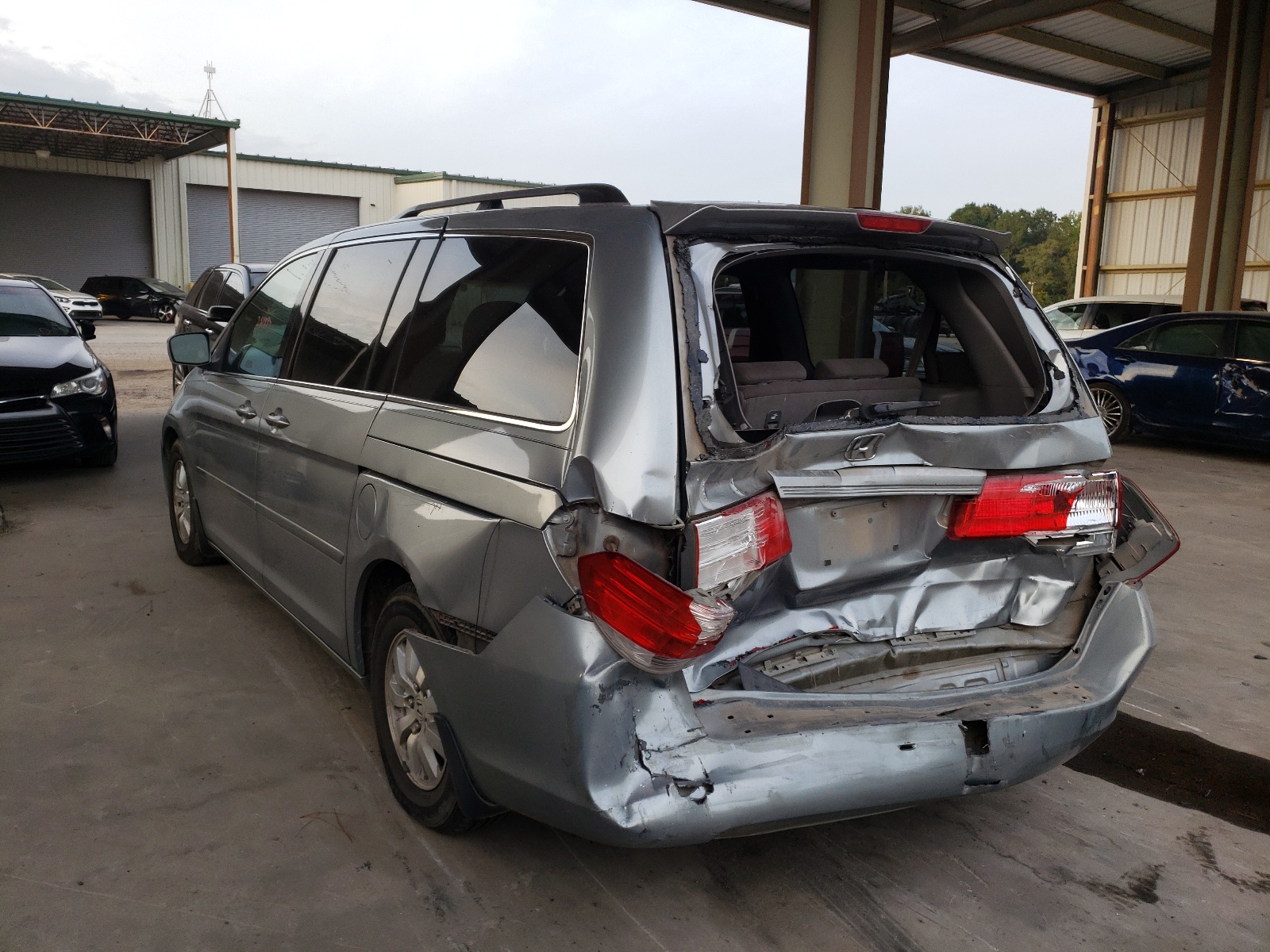 Photo 3 from auction – 2008 HONDA ODYSSEY EX with VIN 5FNRL38438B110156