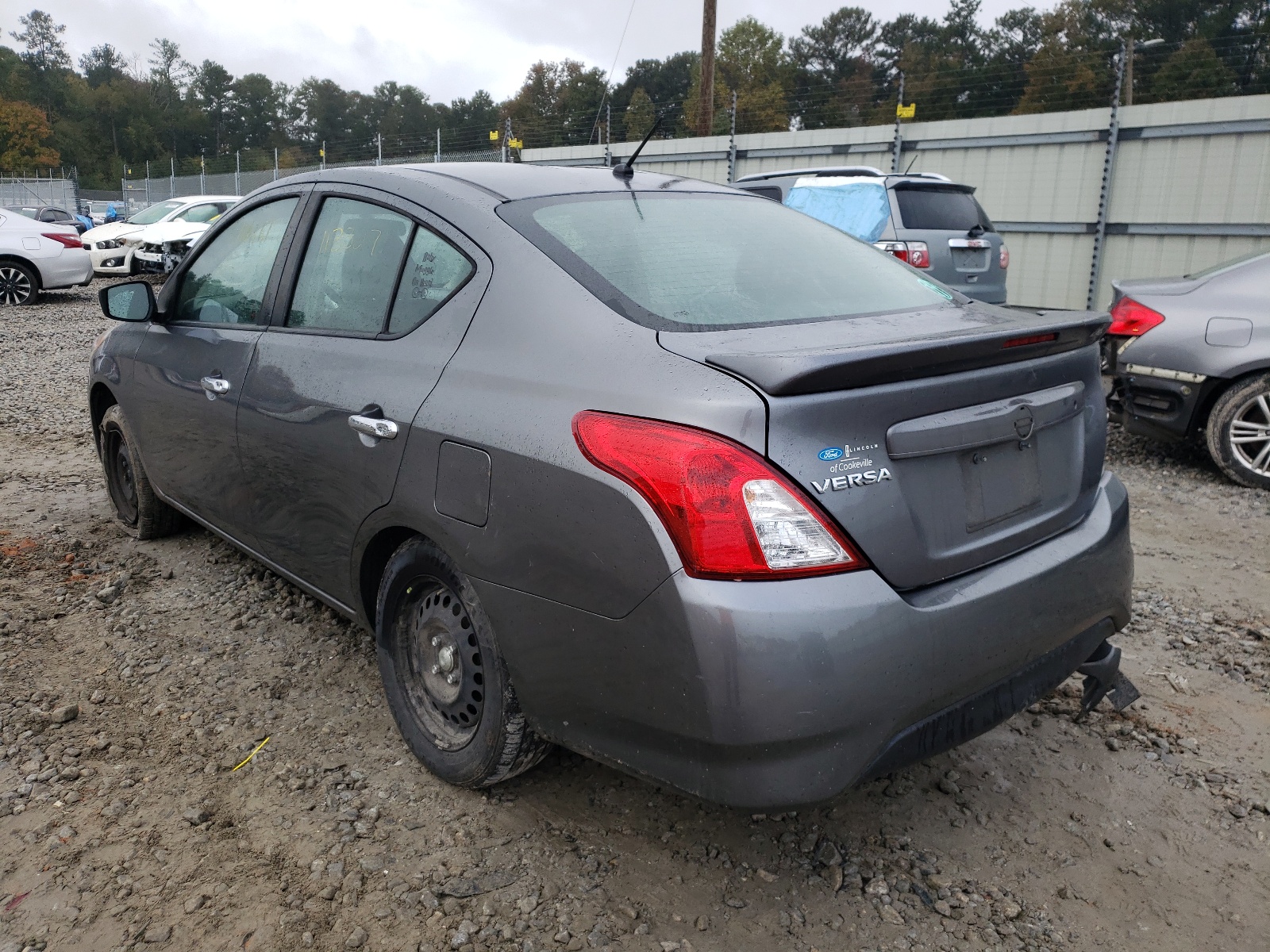 Photo 3 from auction – 2017 NISSAN VERSA with VIN 3N1CN7APXHL813009