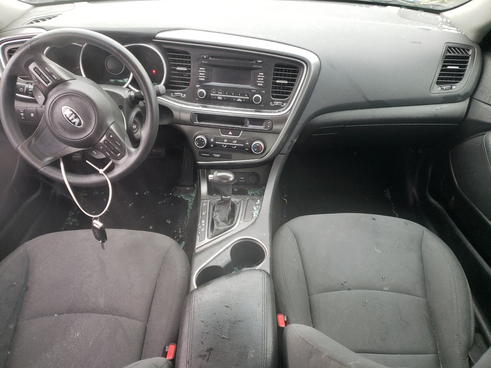Photo 9 from auction – 2015 KIA OPTIMA LX with VIN 5XXGM4A7XFG517867