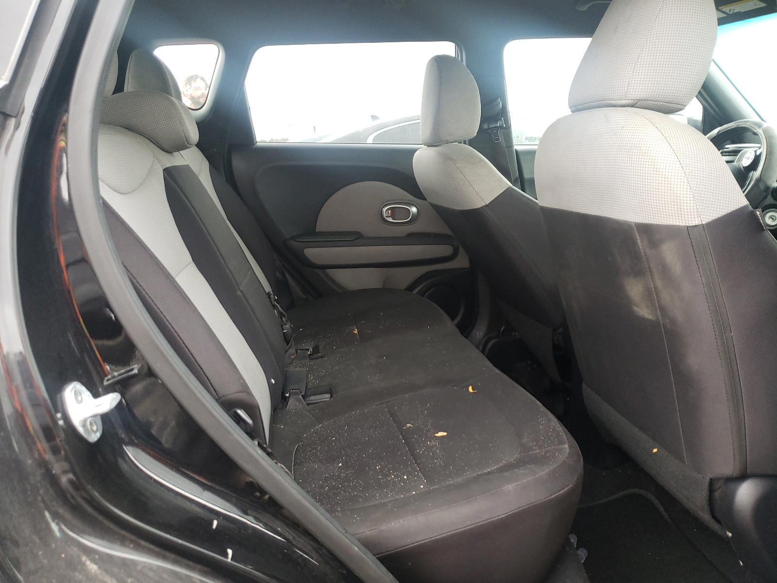 Photo 6 from auction – 2015 KIA SOUL with VIN KNDJN2A24F7759042