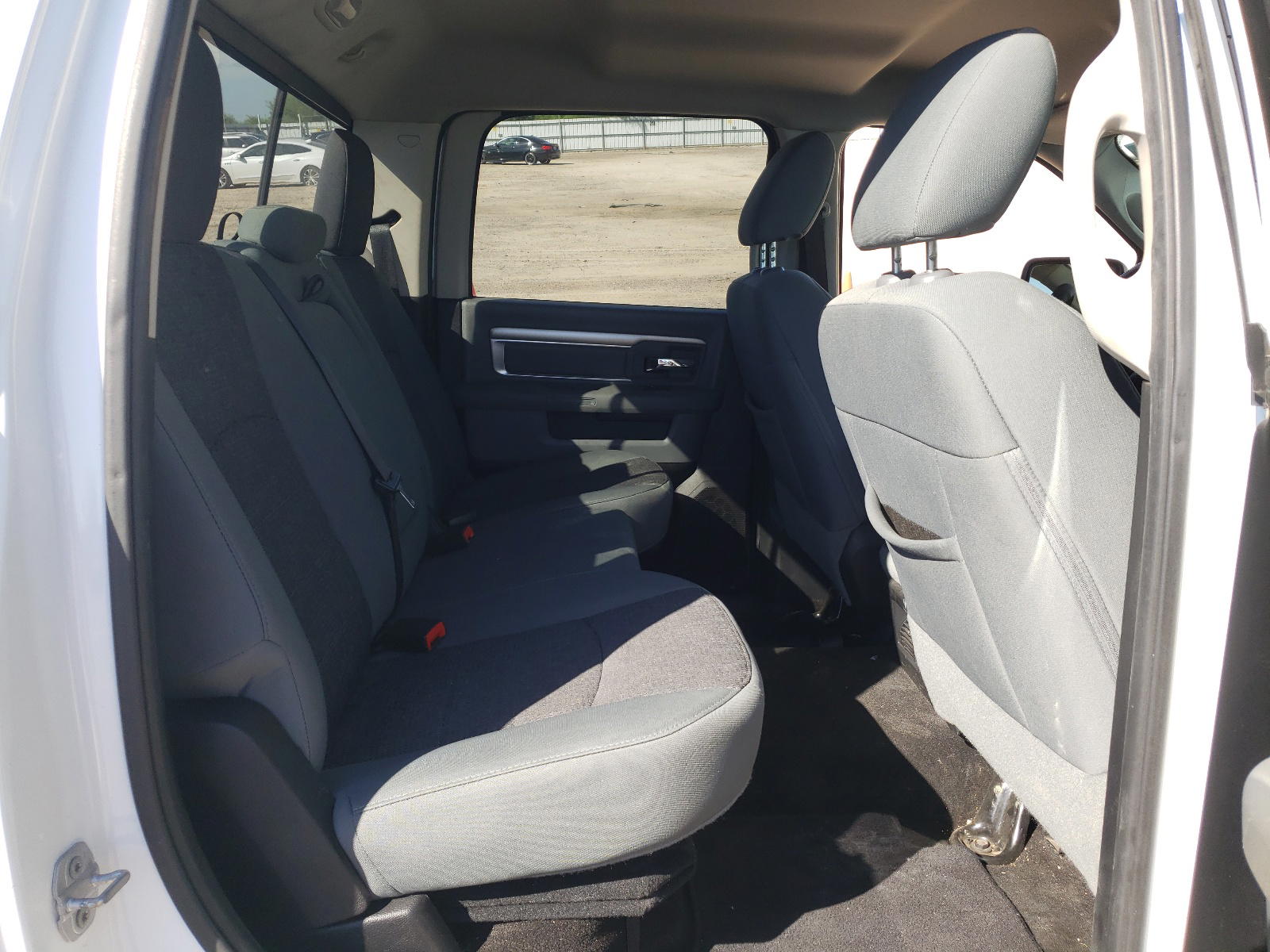 Photo 6 from auction – 2015 RAM 1500 SLT with VIN 1C6RR6LT6FS658738