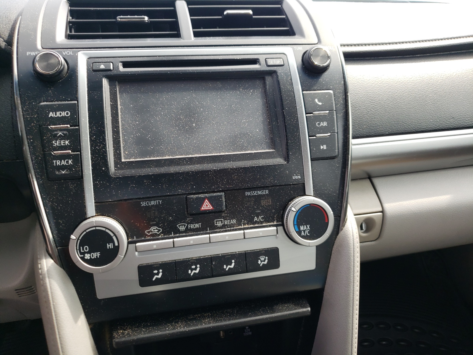 Photo 9 from auction – 2014 TOYOTA CAMRY L with VIN 4T1BF1FKXEU745050
