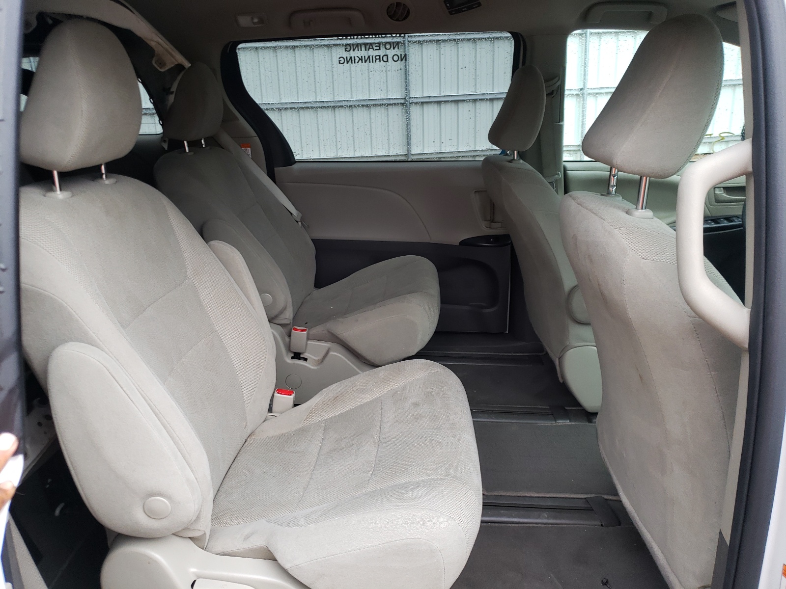 Photo 6 from auction – 2020 TOYOTA SIENNA L with VIN 5TDZZ3DC8LS030481