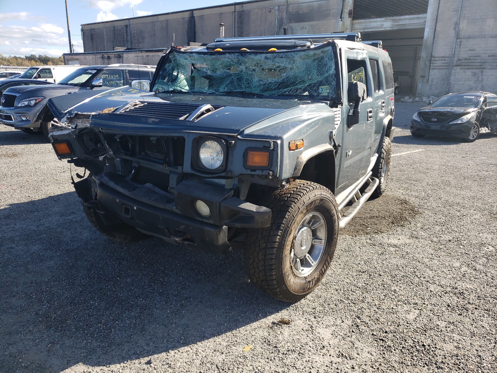 Фото 2 с аукциона – 2005 HUMMER H2 с VIN 5GRGN23U35H100174