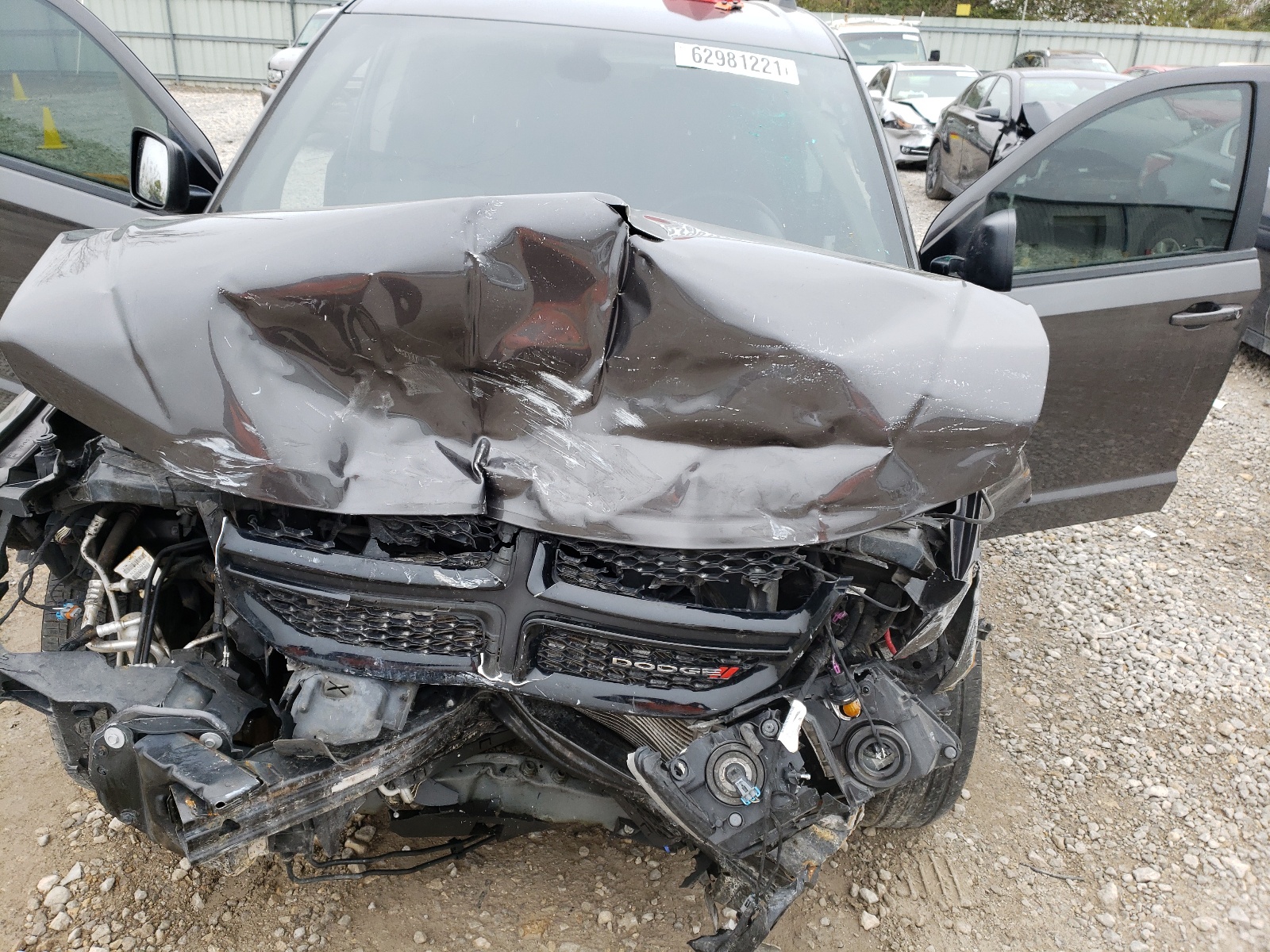 Photo 7 from auction – 2018 DODGE JOURNEY SE with VIN 3C4PDCAB3JT236781
