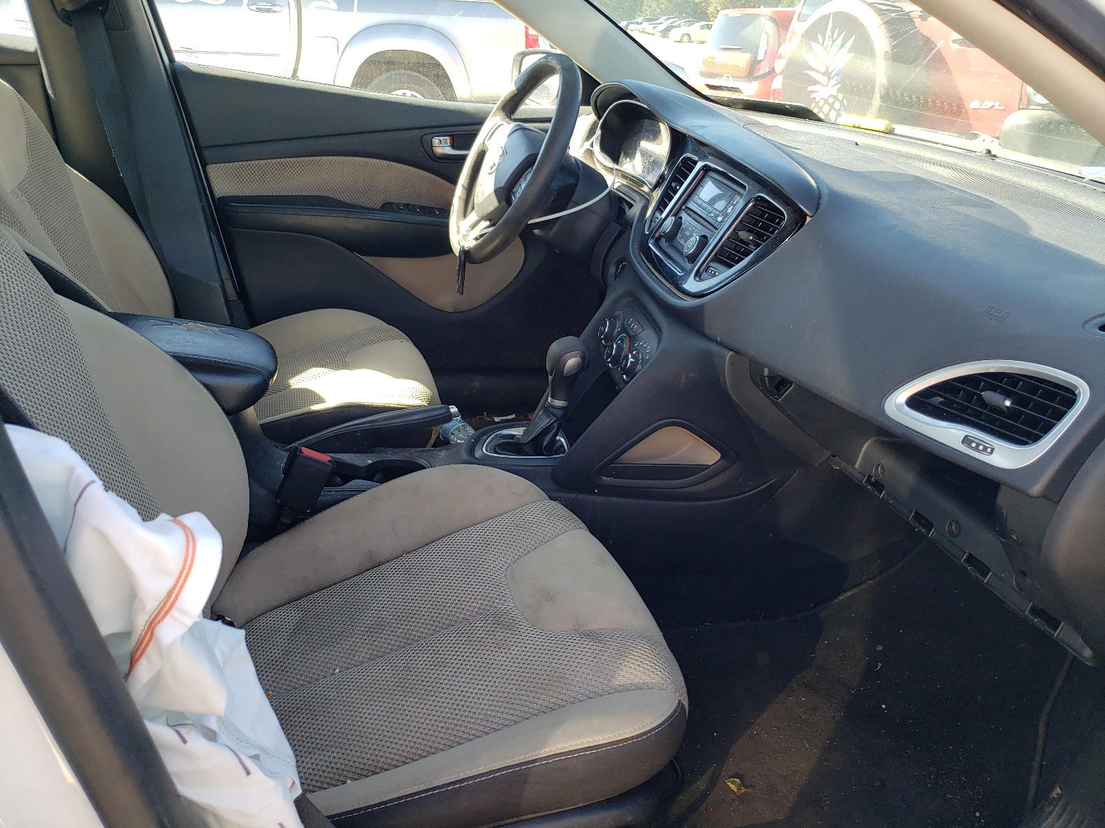 Photo 5 from auction – 2015 DODGE DART SXT with VIN 1C3CDFBBXFD172948