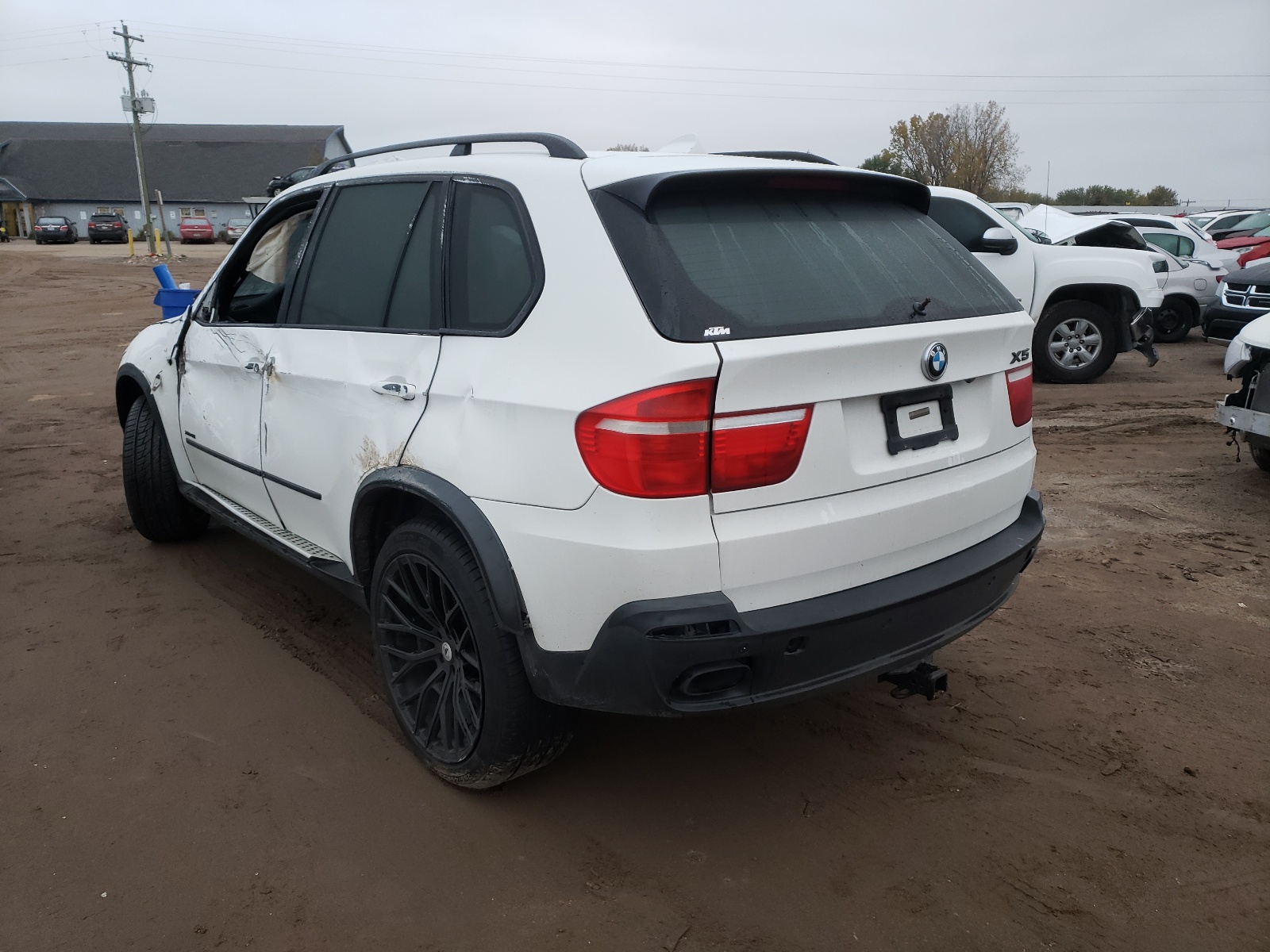 Photo 3 from auction – 2009 BMW X5 XDRIVE4 with VIN 5UXFE83599L169087