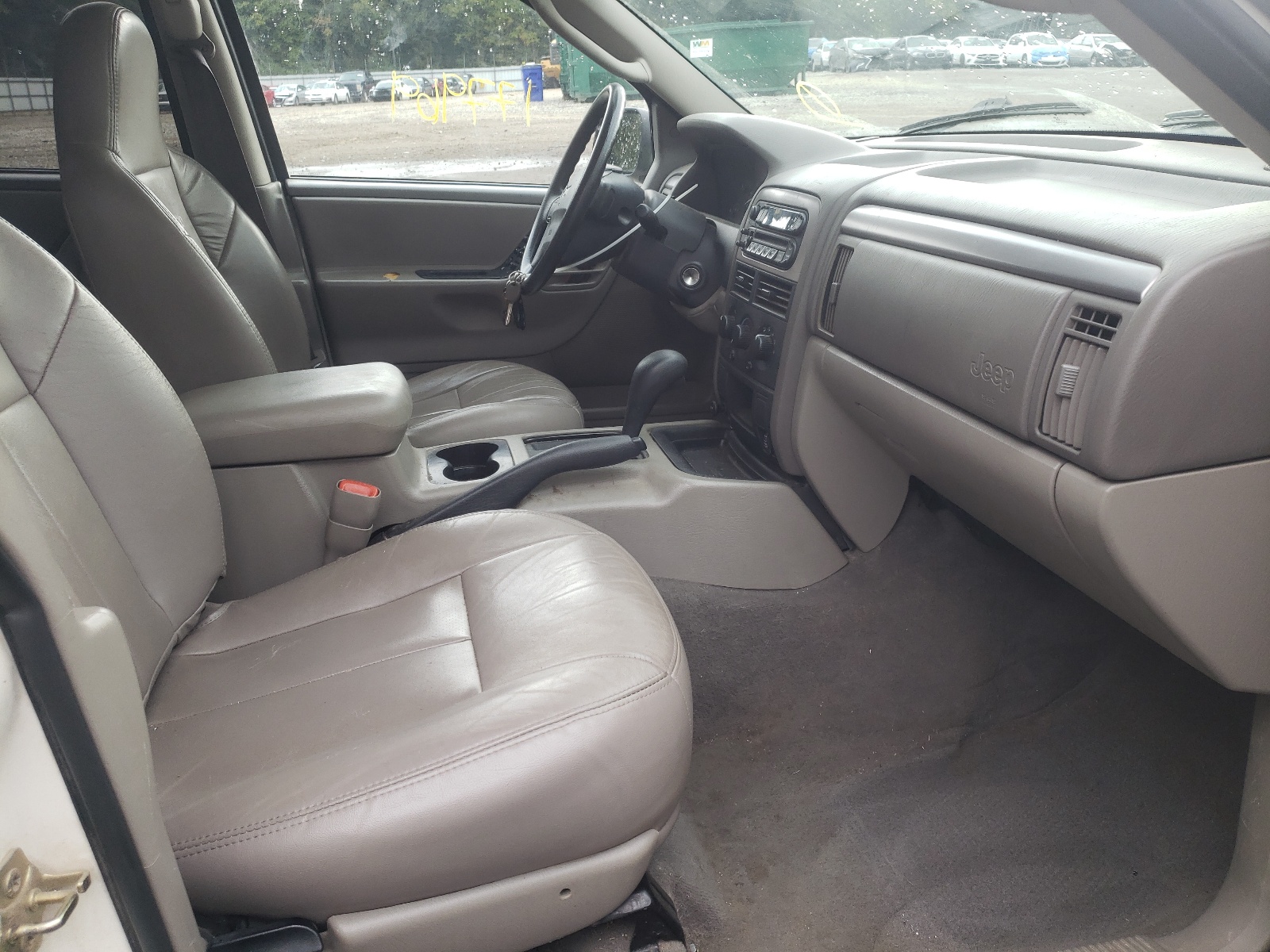 Photo 5 from auction – 2004 JEEP GRAND CHER with VIN 1J4GX48S34C262892