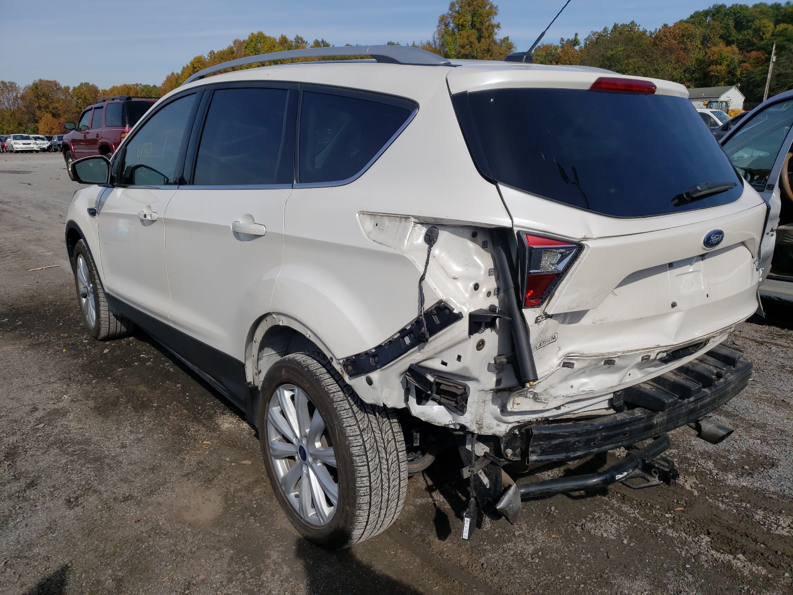 Photo 3 from auction – 2017 FORD ESCAPE TIT with VIN 1FMCU9JD9HUA18200