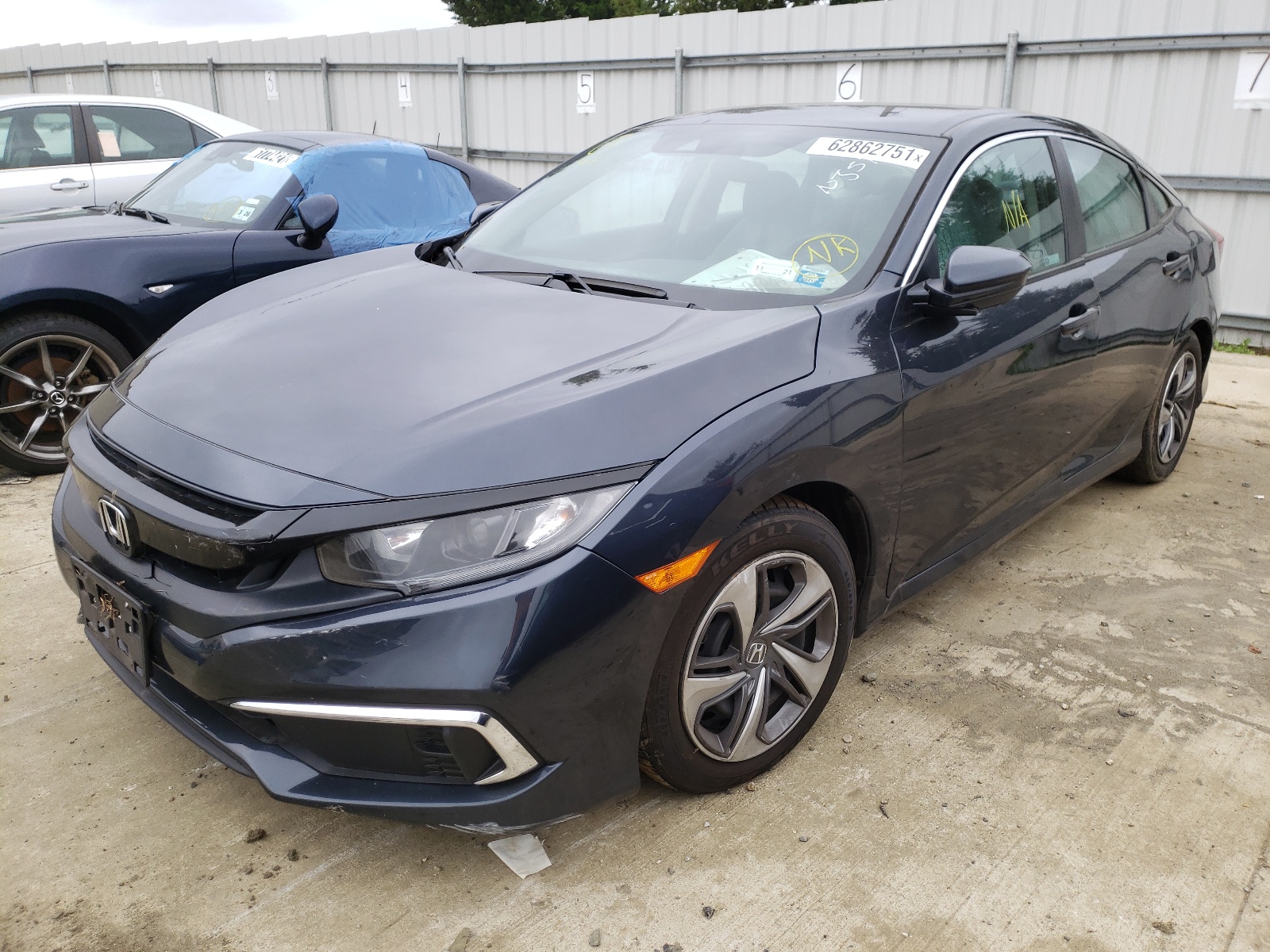 Photo 2 from auction – 2019 HONDA CIVIC LX with VIN 2HGFC2F67KH592862