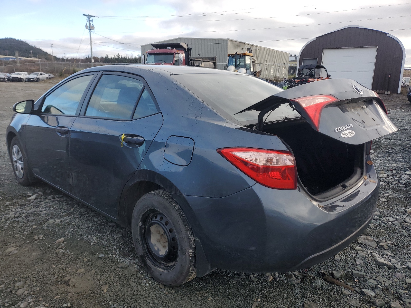 Photo 3 from auction – 2017 TOYOTA COROLLA L with VIN 2T1BURHE5HC937476