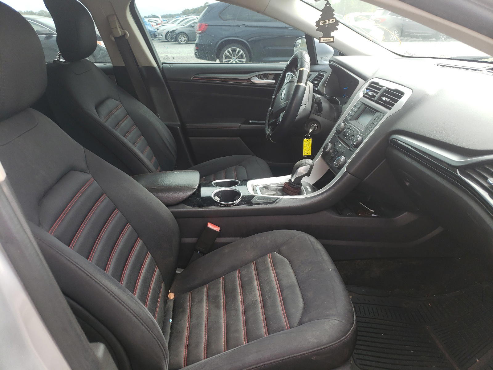 Photo 5 from auction – 2013 FORD FUSION SE with VIN 3FA6P0H77DR251908