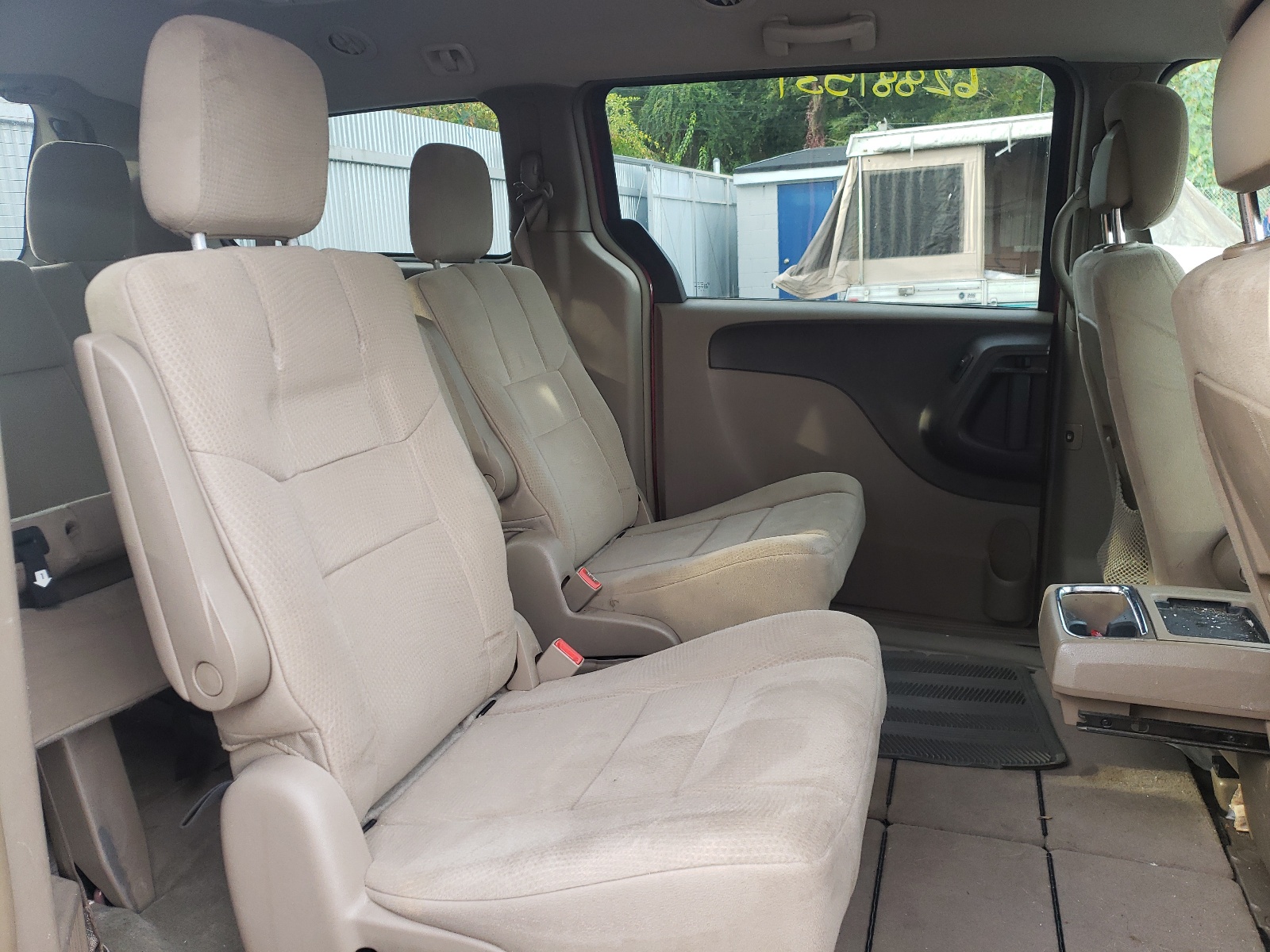 Photo 6 from auction – 2012 CHRYSLER TOWN & COU with VIN 2C4RC1BG2CR227036