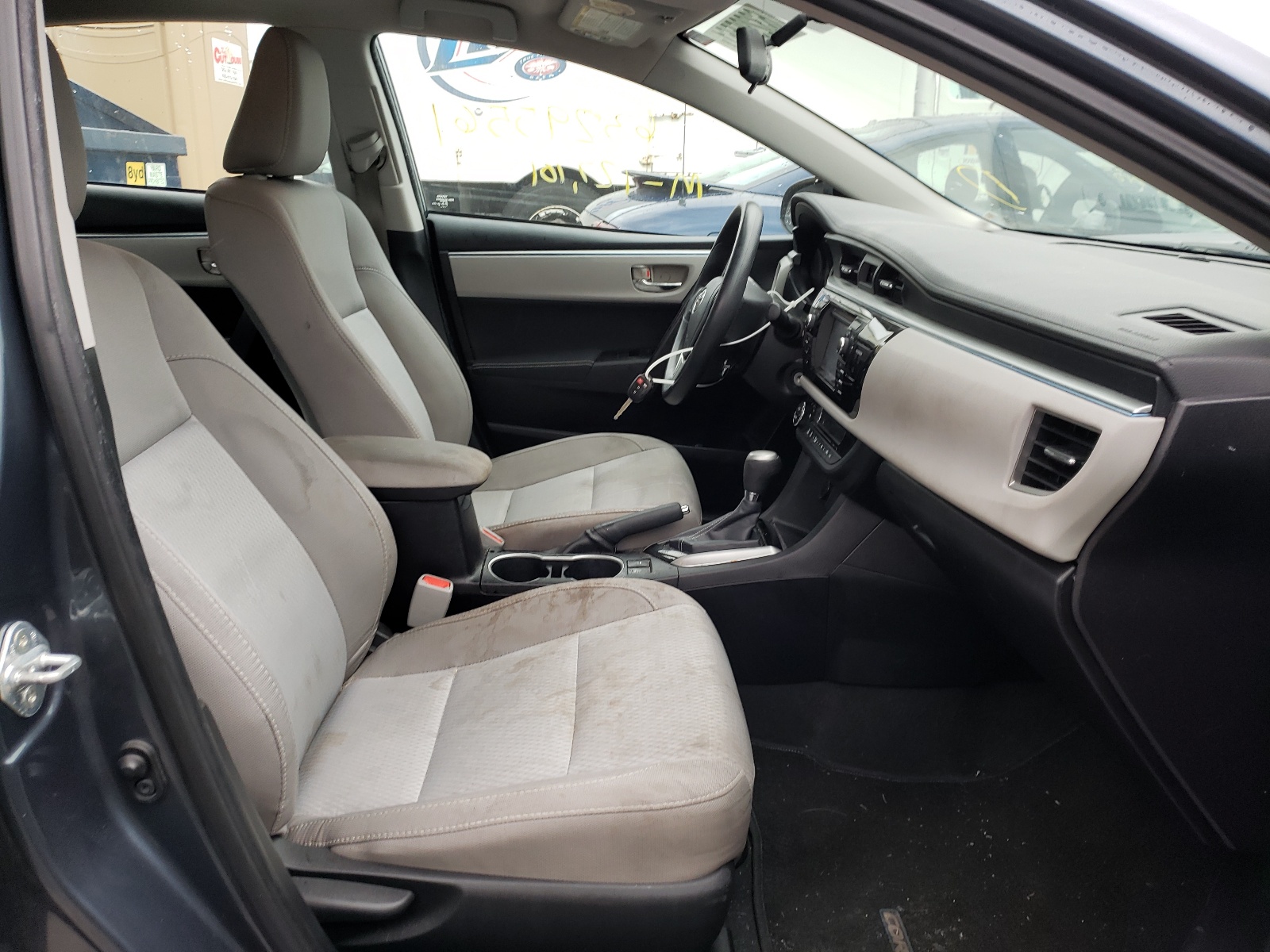 Photo 5 from auction – 2016 TOYOTA COROLLA L with VIN 2T1BURHE8GC512655
