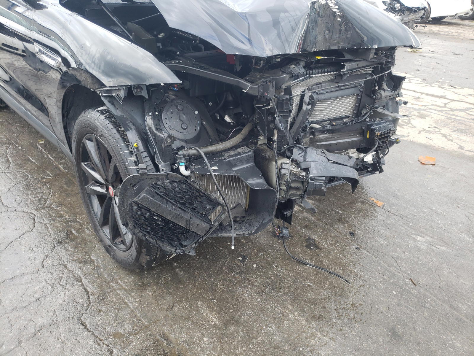 Photo 9 from auction – 2018 JAGUAR F-PACE PRE with VIN SADCK2FX7JA325638