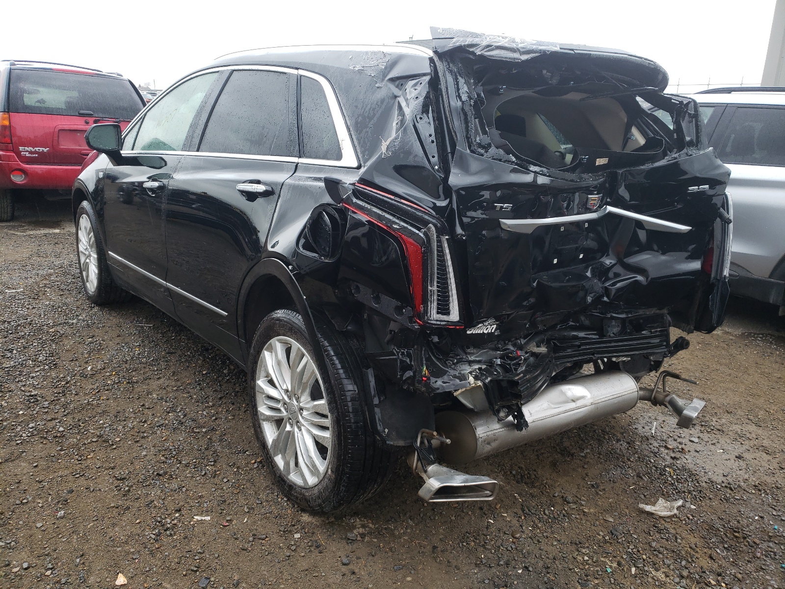 Photo 3 from auction – 2019 CADILLAC XT5 PREMIU with VIN 1GYKNFRS7KZ247199