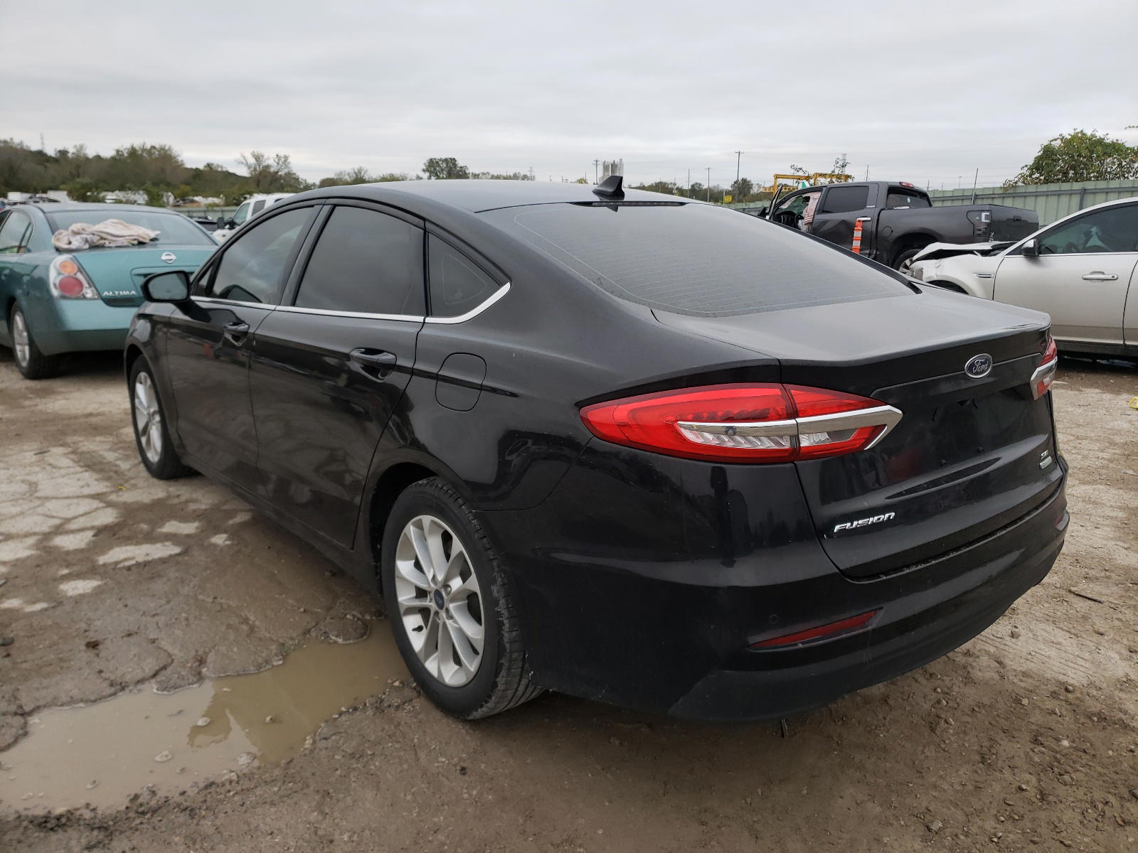 Photo 3 from auction – 2020 FORD FUSION SE with VIN 3FA6P0HD9LR249257