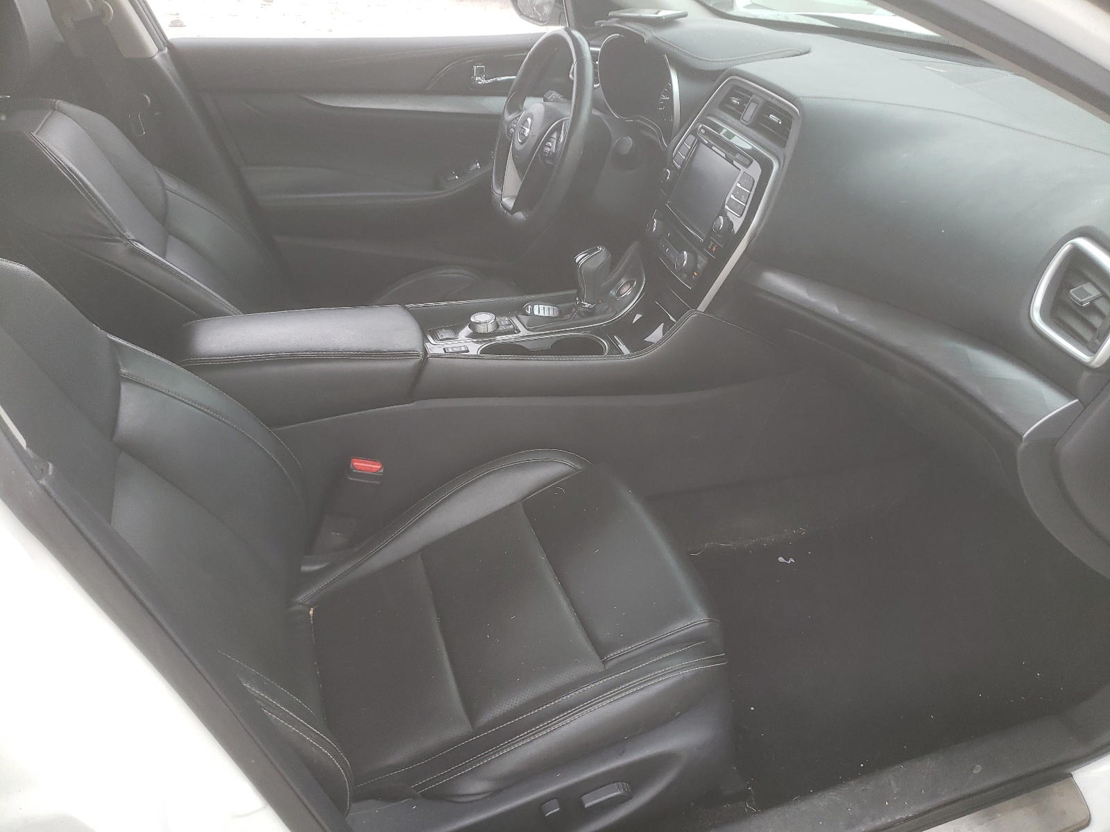 Photo 5 from auction – 2017 NISSAN MAXIMA 3.5 with VIN 1N4AA6AP0HC420437