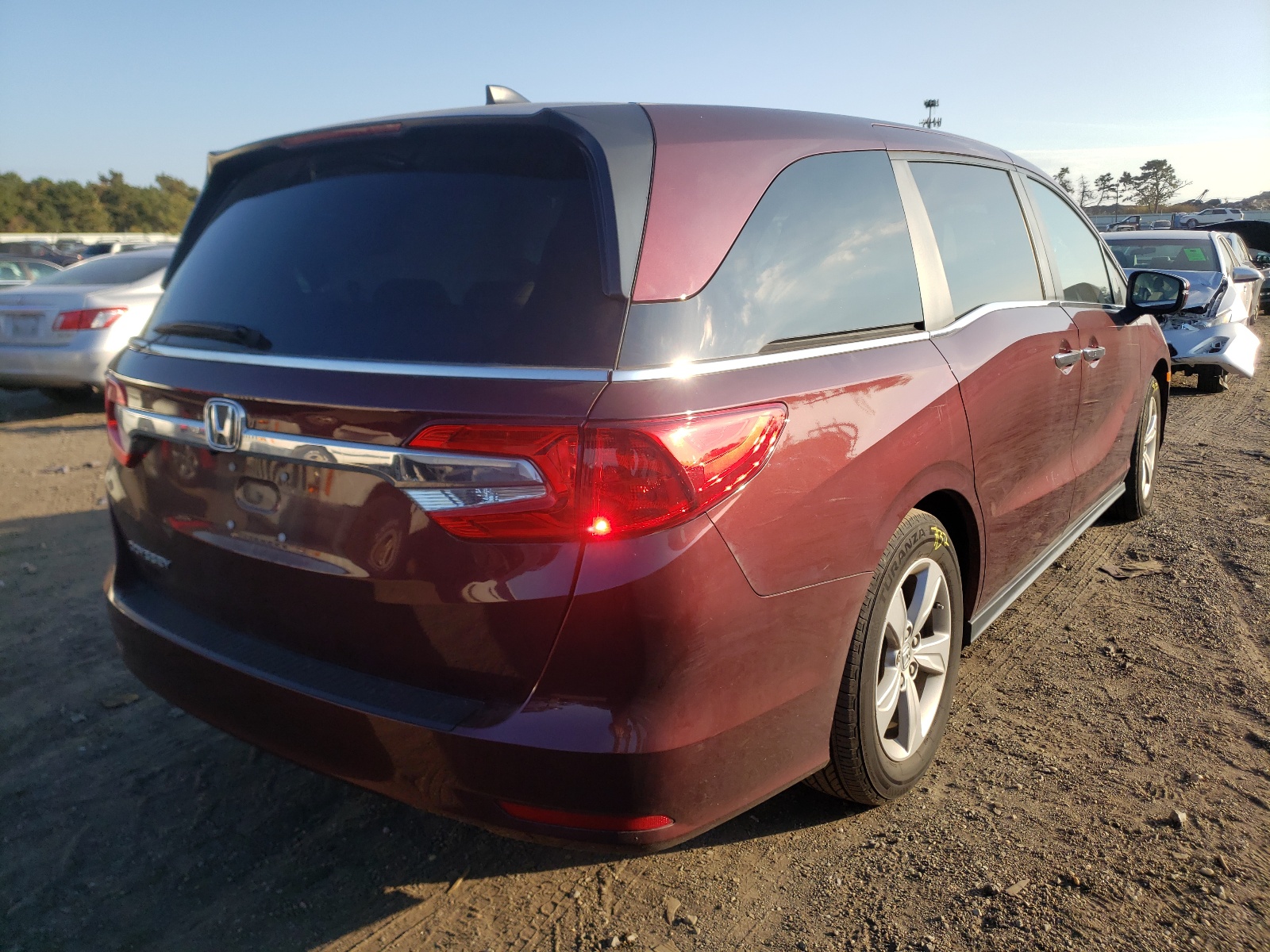 Photo 4 from auction – 2020 HONDA ODYSSEY EX with VIN 5FNRL6H73LB033261