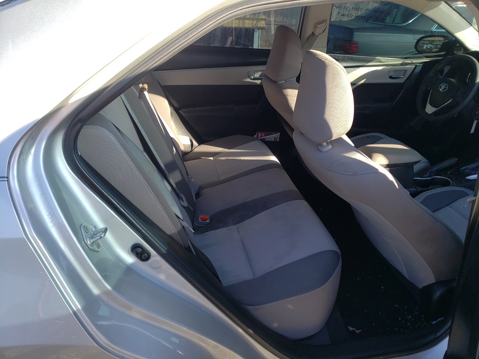 Photo 6 from auction – 2019 TOYOTA COROLLA L with VIN 5YFBURHE8KP890838
