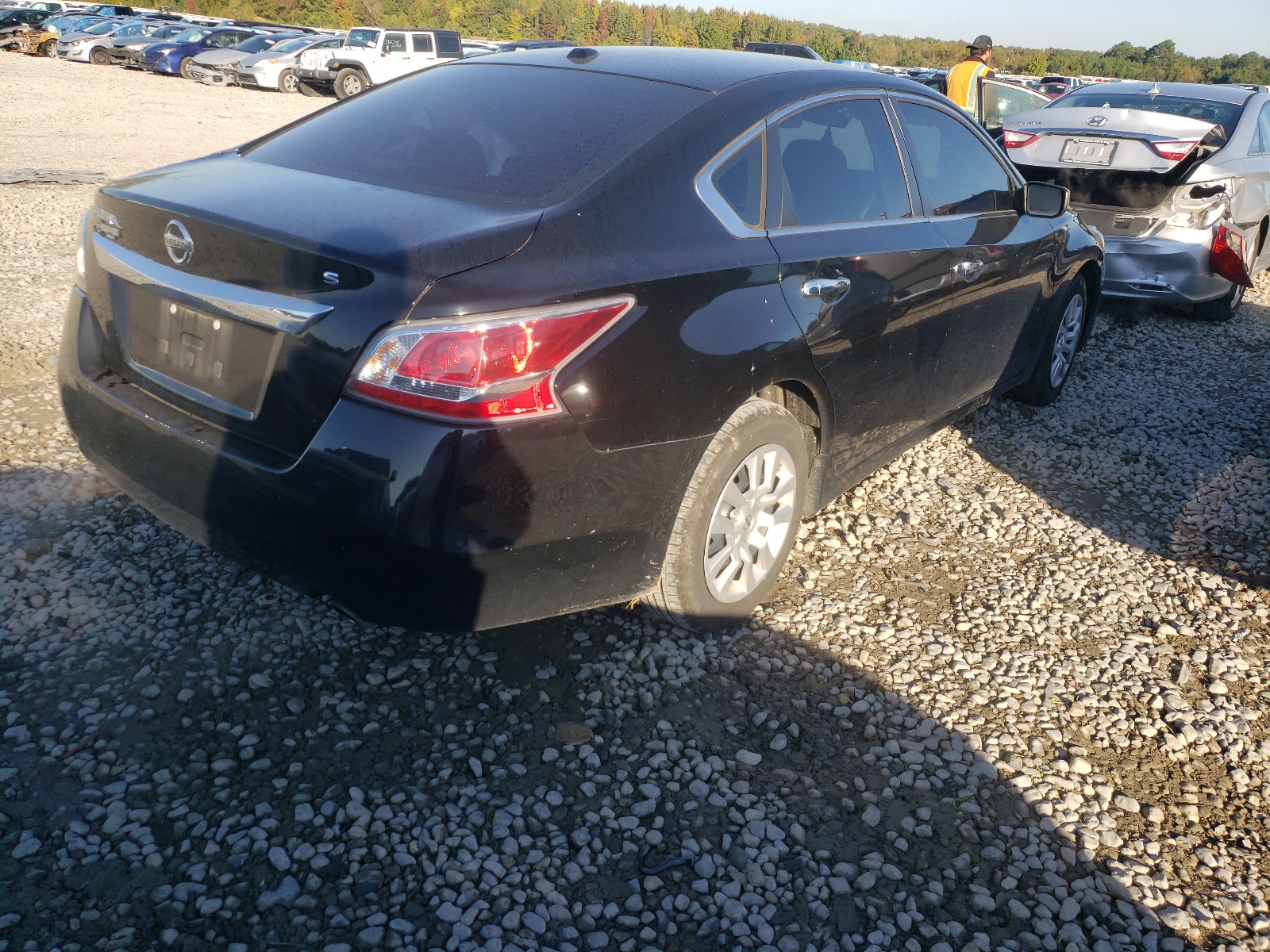 Photo 4 from auction – 2015 NISSAN ALTIMA 2.5 with VIN 1N4AL3AP8FN885848