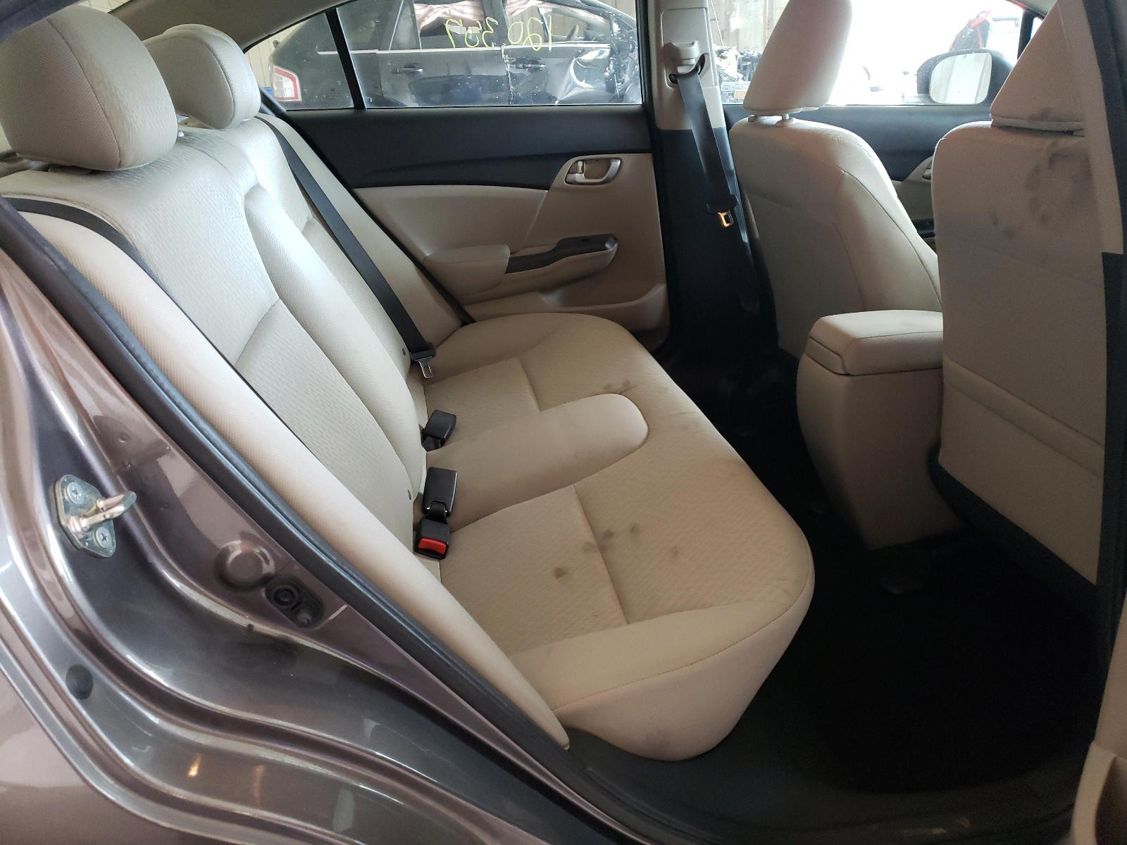 Photo 6 from auction – 2014 HONDA CIVIC LX with VIN 19XFB2F58EE061632