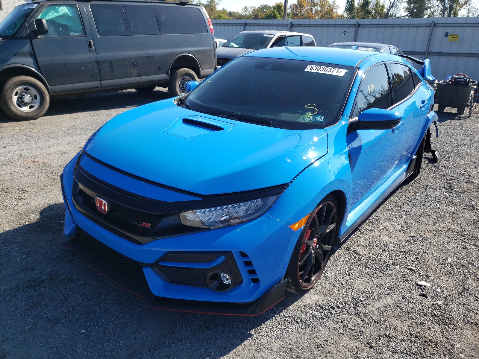 Photo 2 from auction – 2021 HONDA CIVIC TYPE with VIN SHHFK8G77MU200580