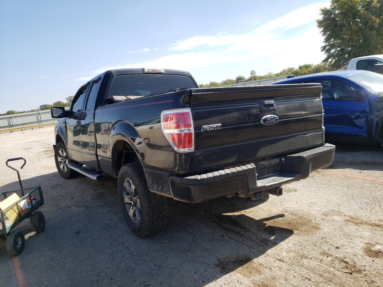 Photo 3 from auction – 2013 FORD F150 SUPER with VIN 1FTFX1EF1DKE22829