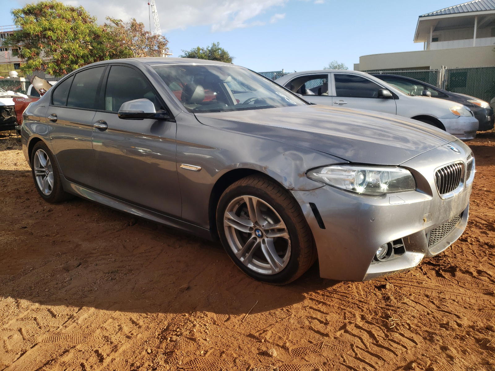 BMW 528 I 2016 with VIN WBA5A5C59GG352564 - Photo from auction