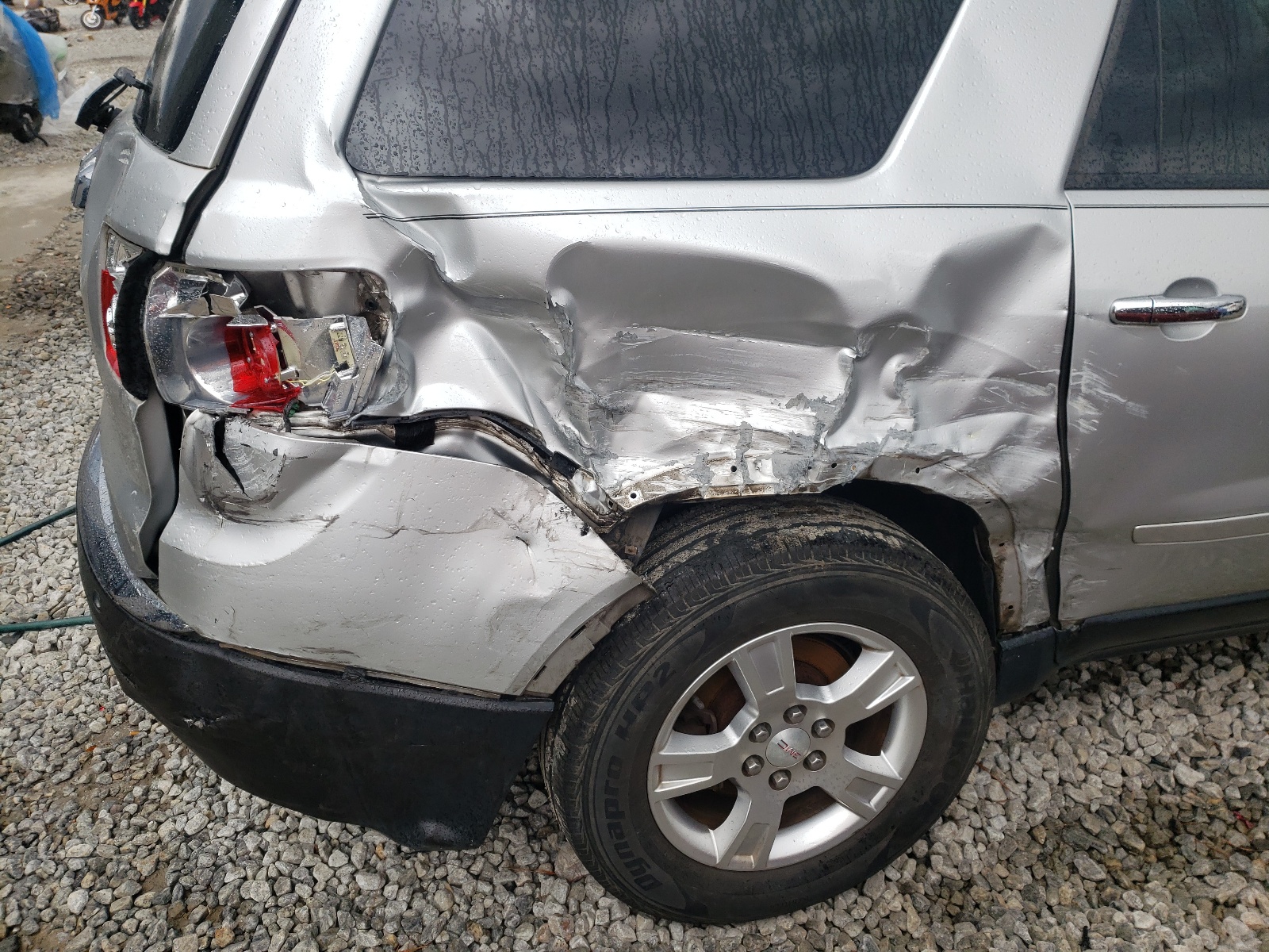 Photo 9 from auction – 2011 GMC ACADIA SLE with VIN 1GKKRPED6BJ202703