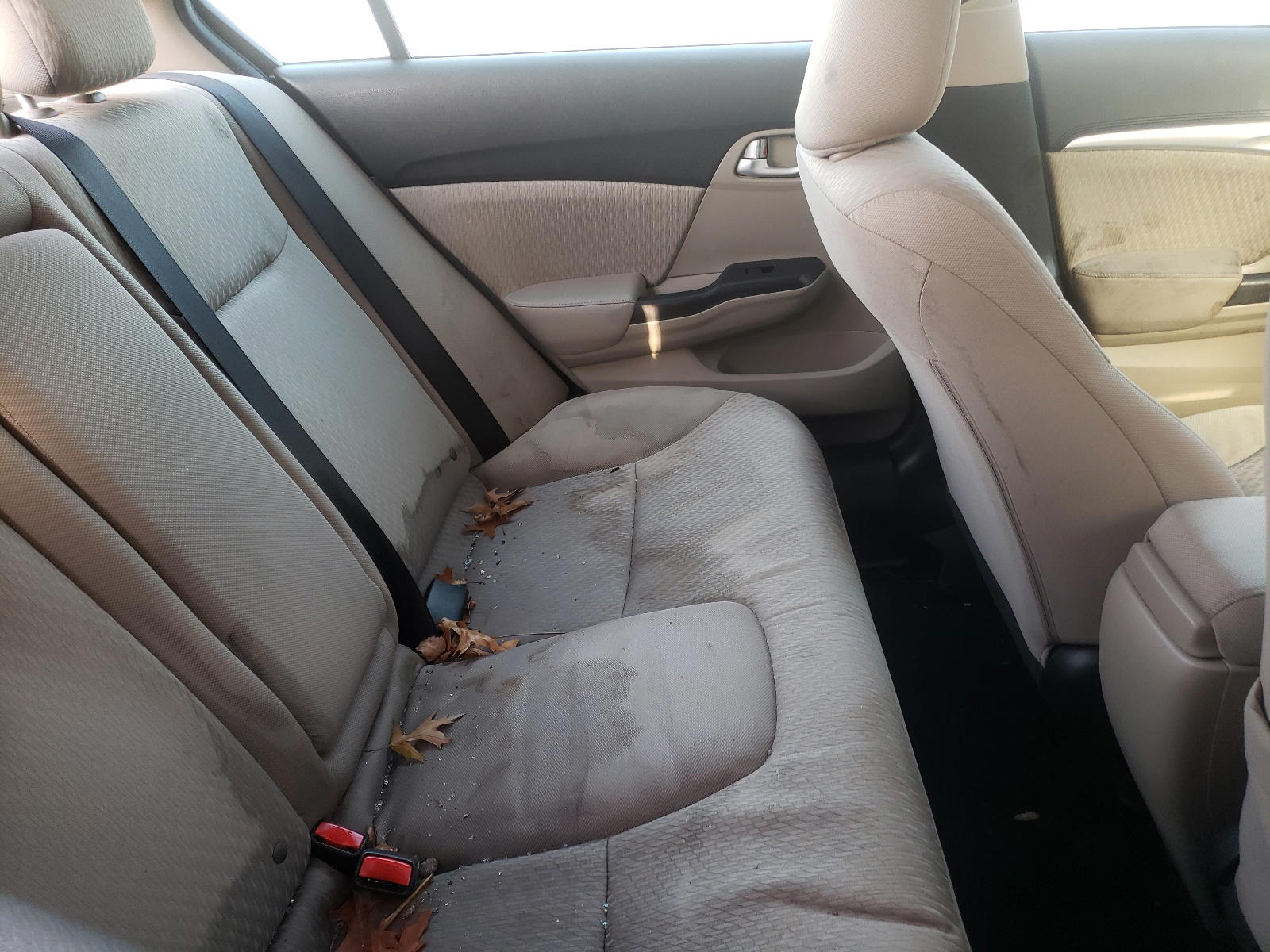 Photo 6 from auction – 2015 HONDA CIVIC EX with VIN 19XFB2F84FE291339