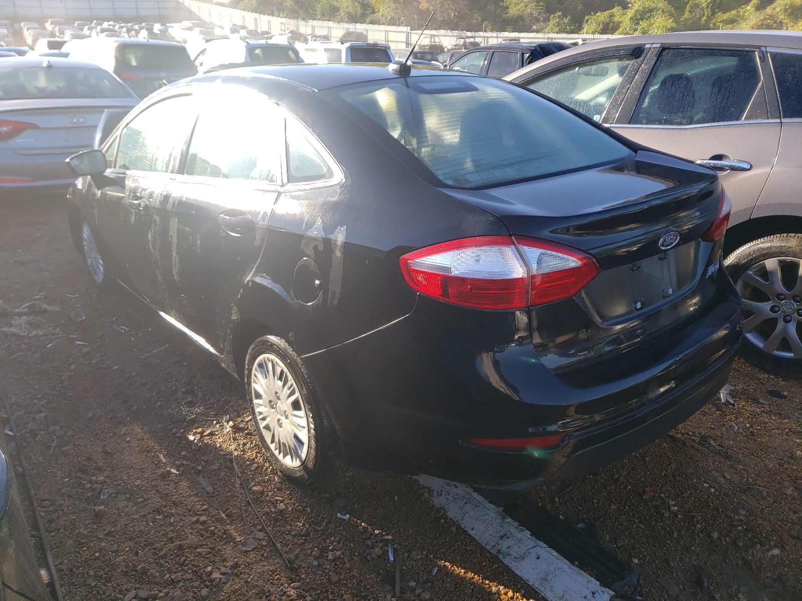 Photo 3 from auction – 2016 FORD FIESTA with VIN 3FADP4AJ5GM159492