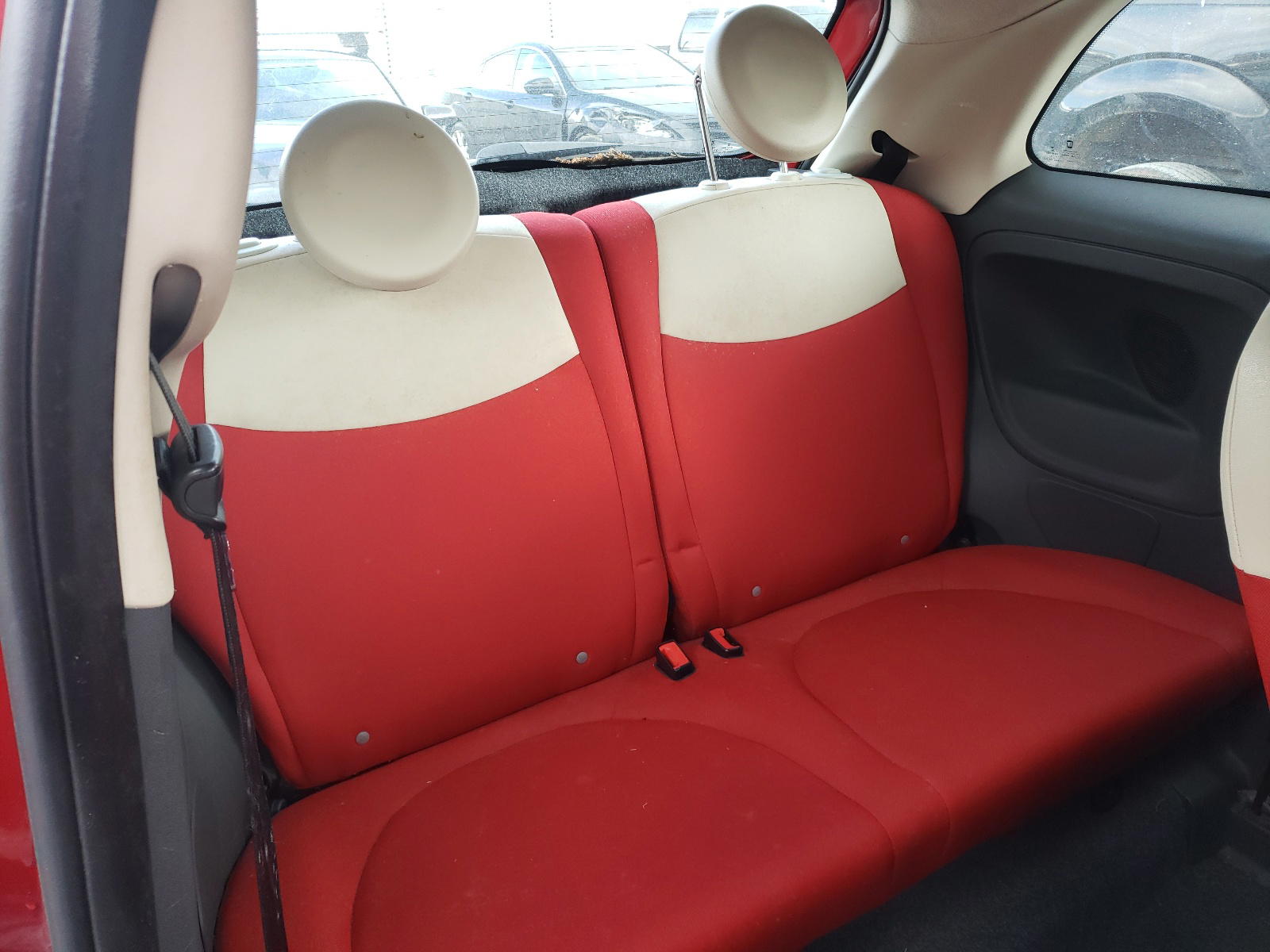 Photo 6 from auction – 2013 FIAT 500 POP with VIN 3C3CFFAR3DT678167